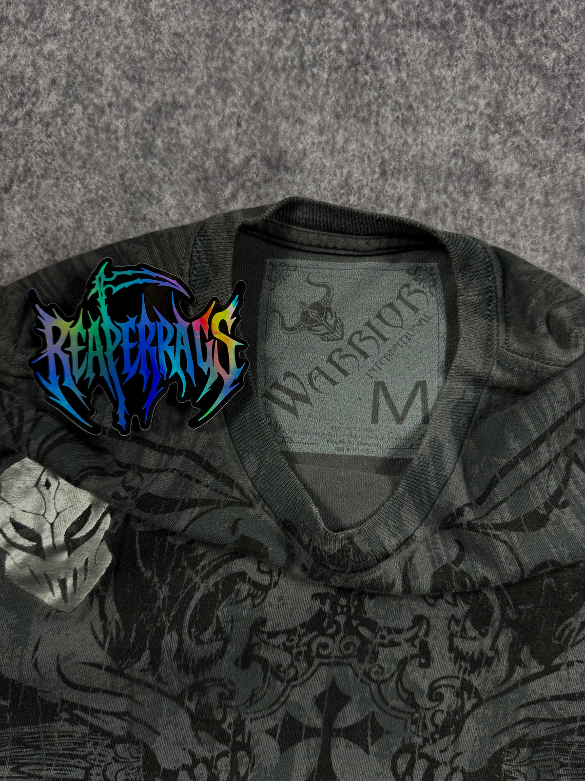 (rare) 2000s warrior shirt (M)