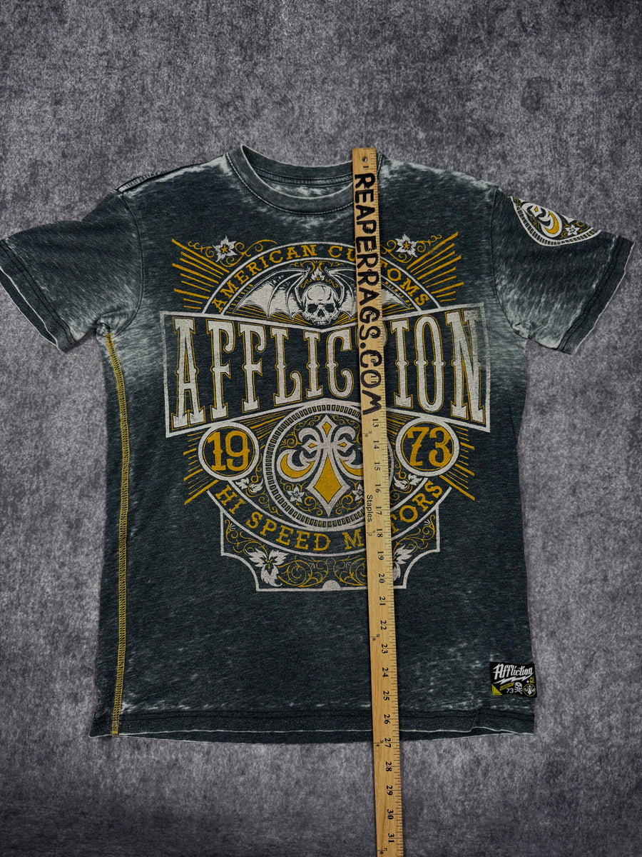 2000s affliction shirt (M)
