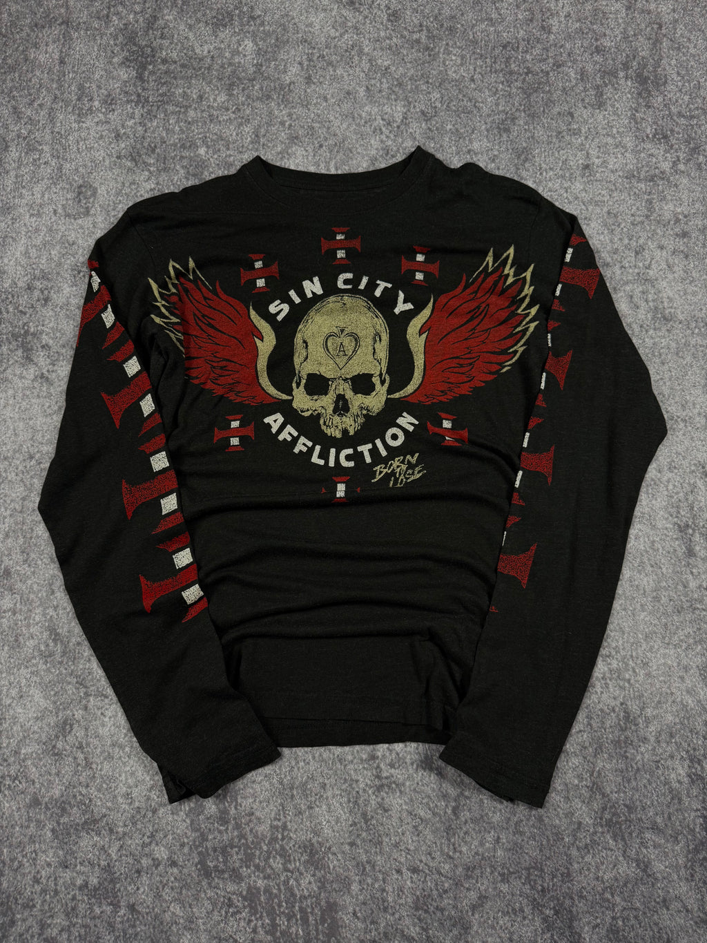 2000s affliction long sleeve shirt (M)