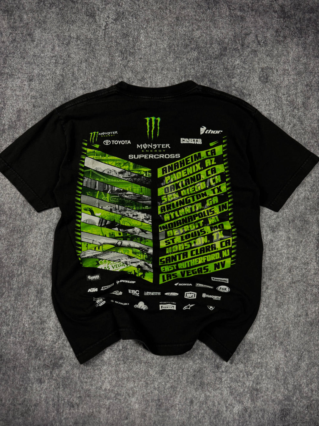 2000s monster energy shirt (M)