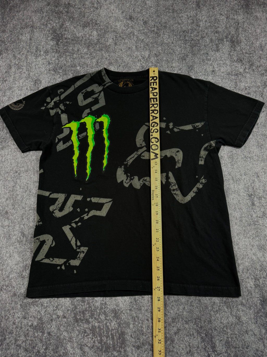 (rare) 2000s monster energy x fox racing shirt (L)