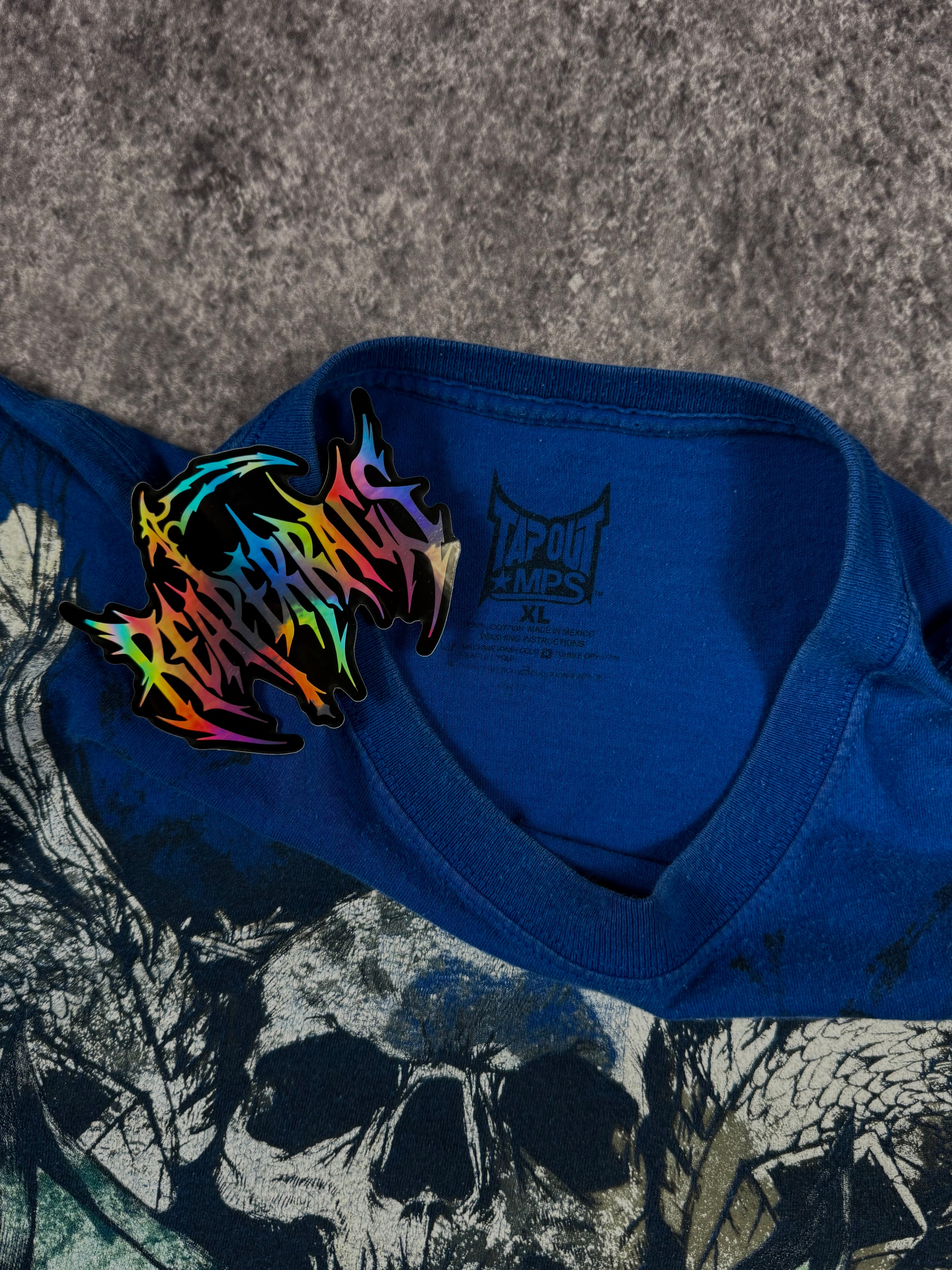 (rare) 2000s tapout shirt (XL)