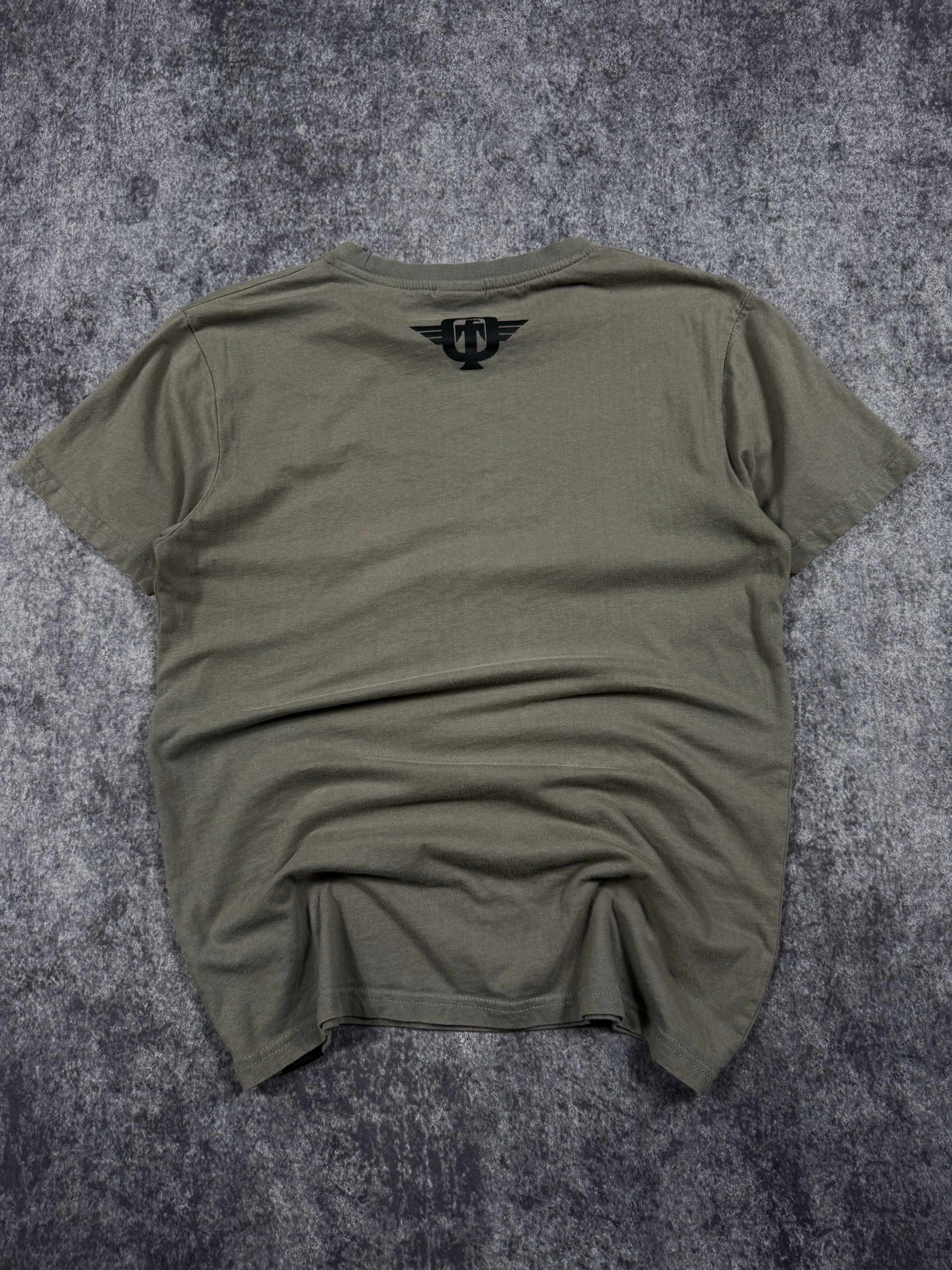 2000s tapout shirt (M)
