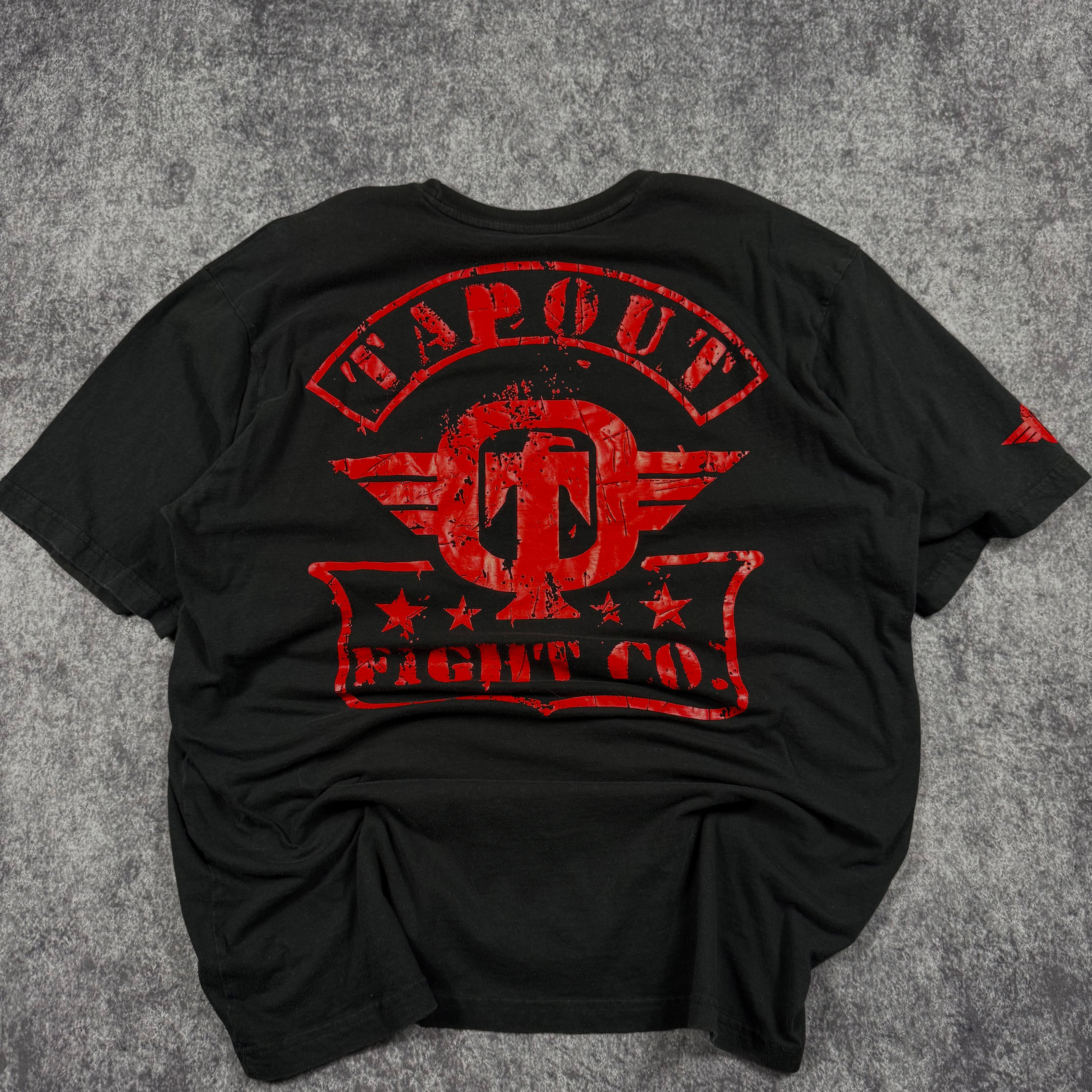 2000s tapout shirt (XL)