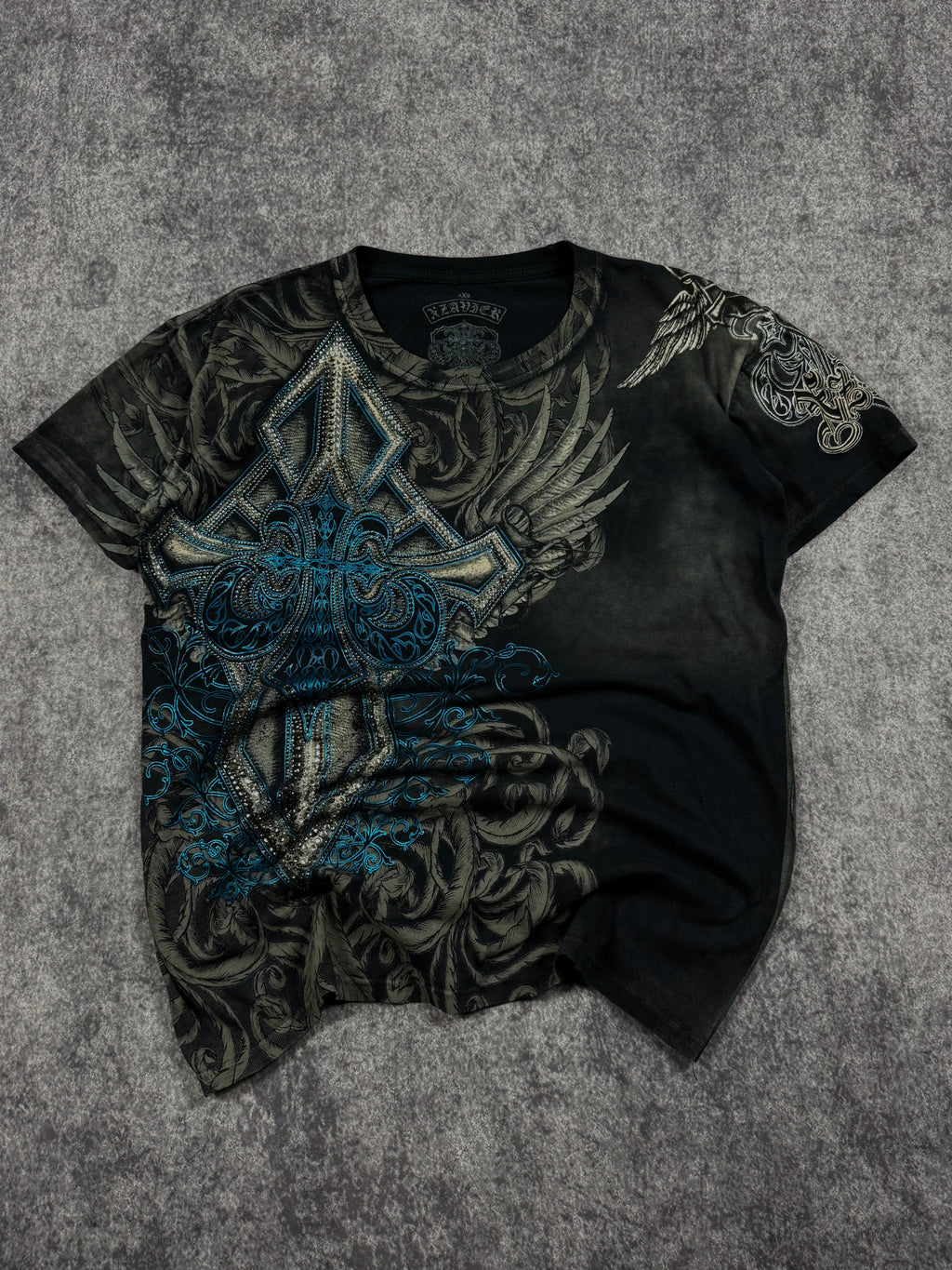 (rare) 2000s xzavier x buckle rhinestone shirt (S)