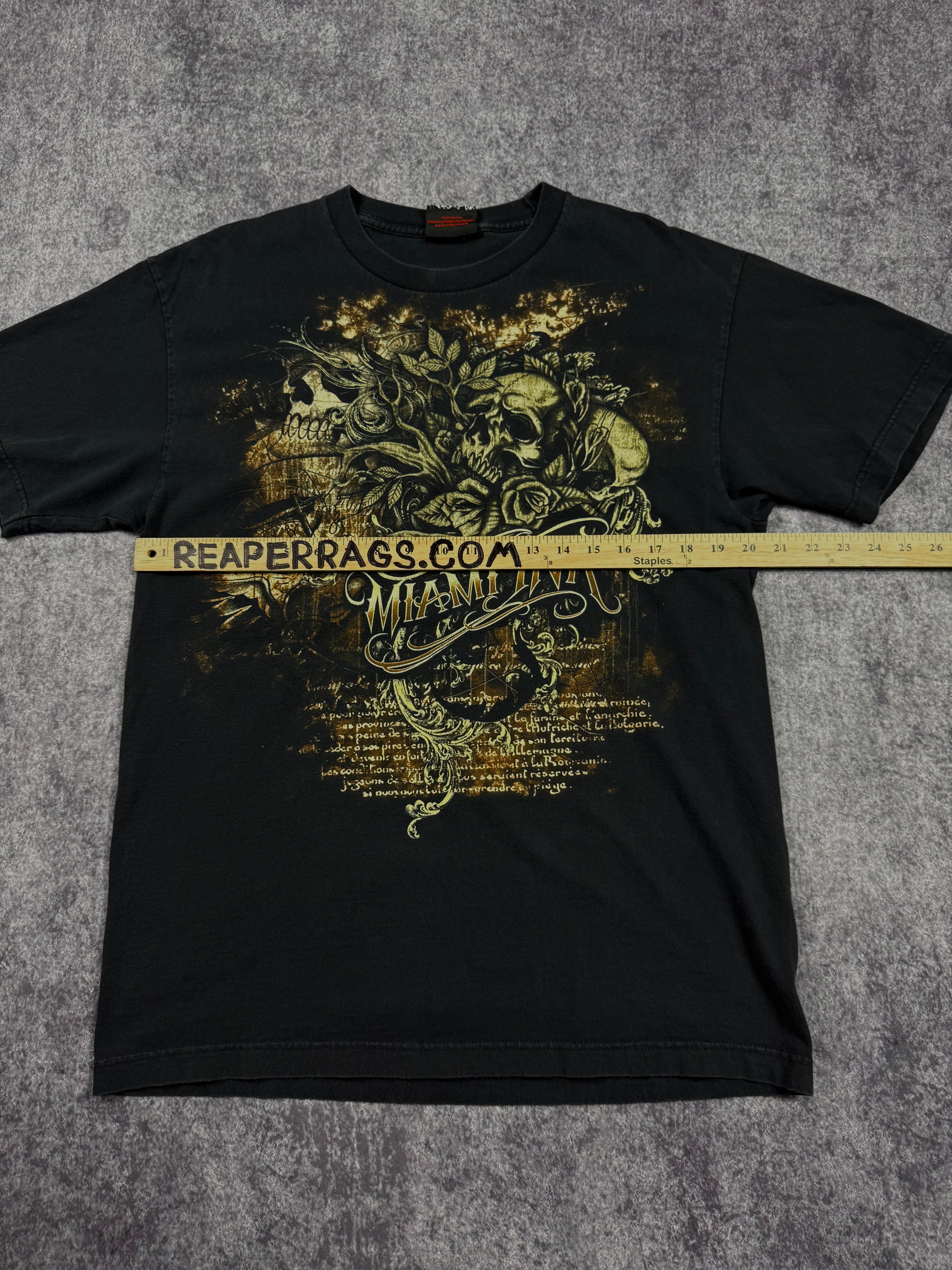 2000s miami ink shirt (M)