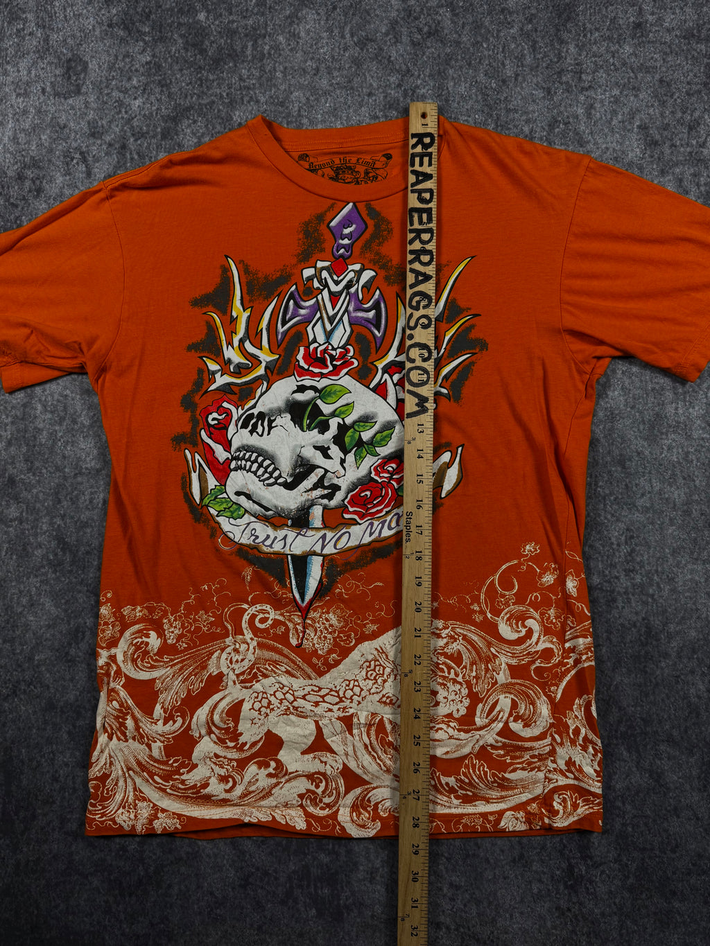 2000s beyond the limit shirt (M)