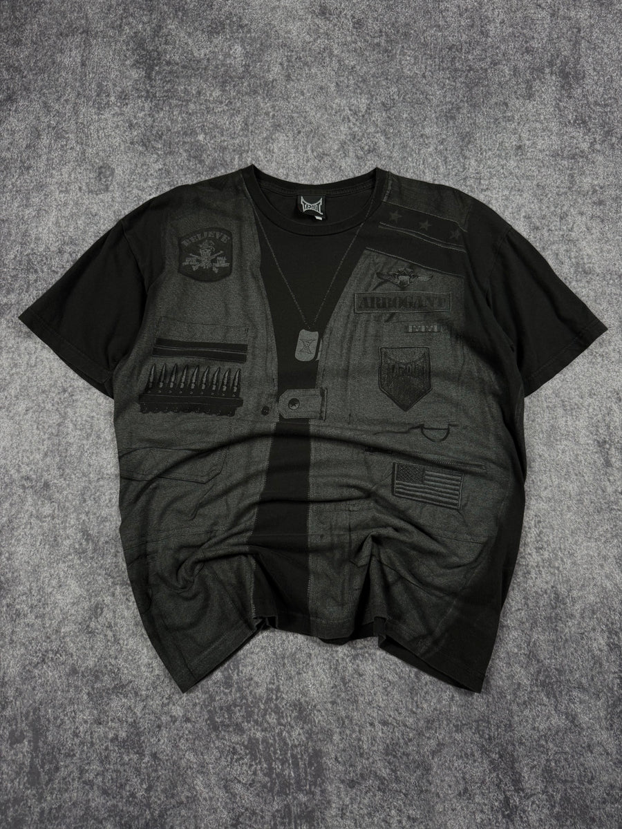 2000s tapout shirt (L)