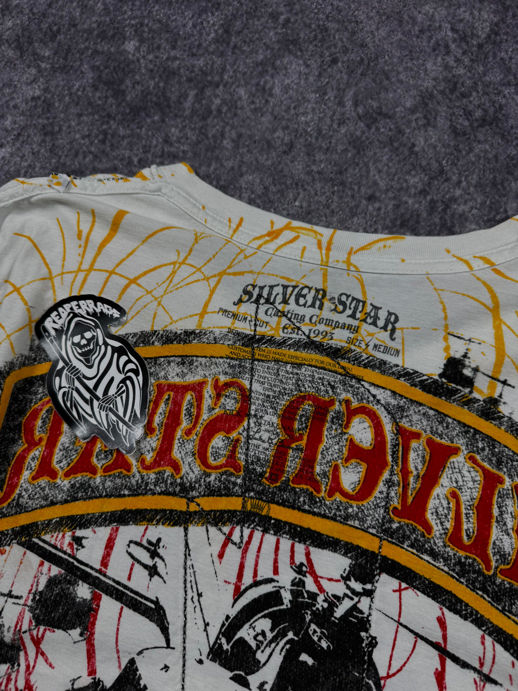 2000s silver star shirt (M)