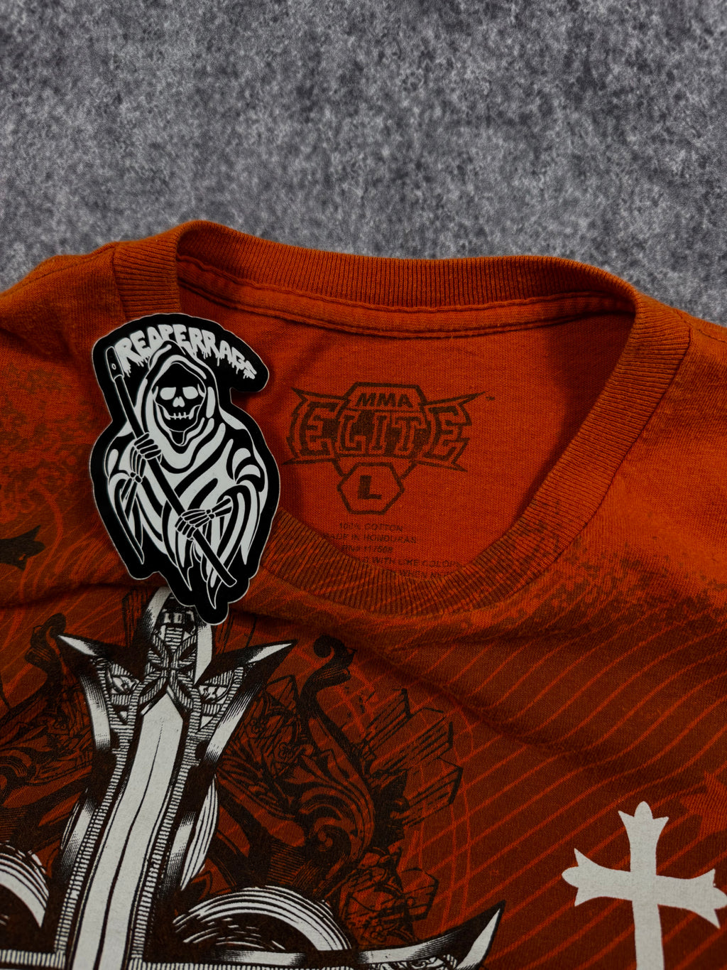 2000s mma elite shirt (M)