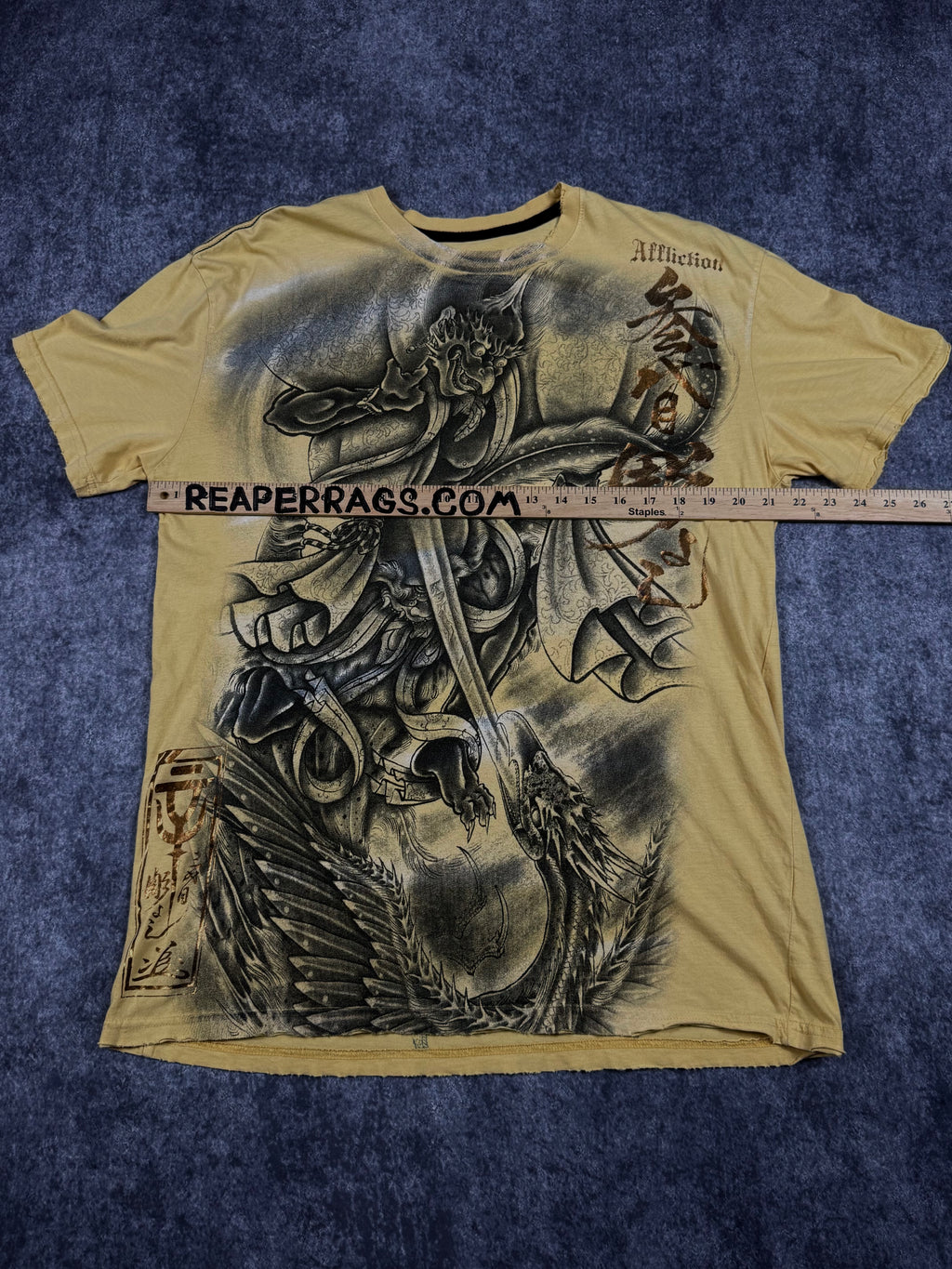 (rare) 2000s affliction heroes & demons chrome shirt (L)