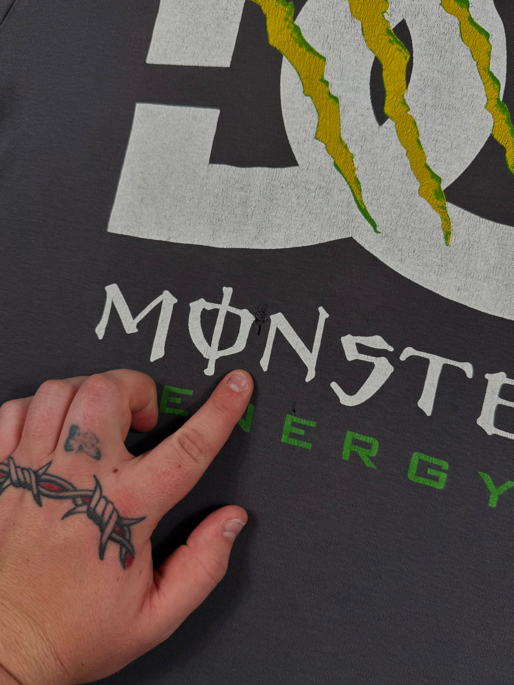 (rare) 2000s monster energy x dc shoes shirt (L)