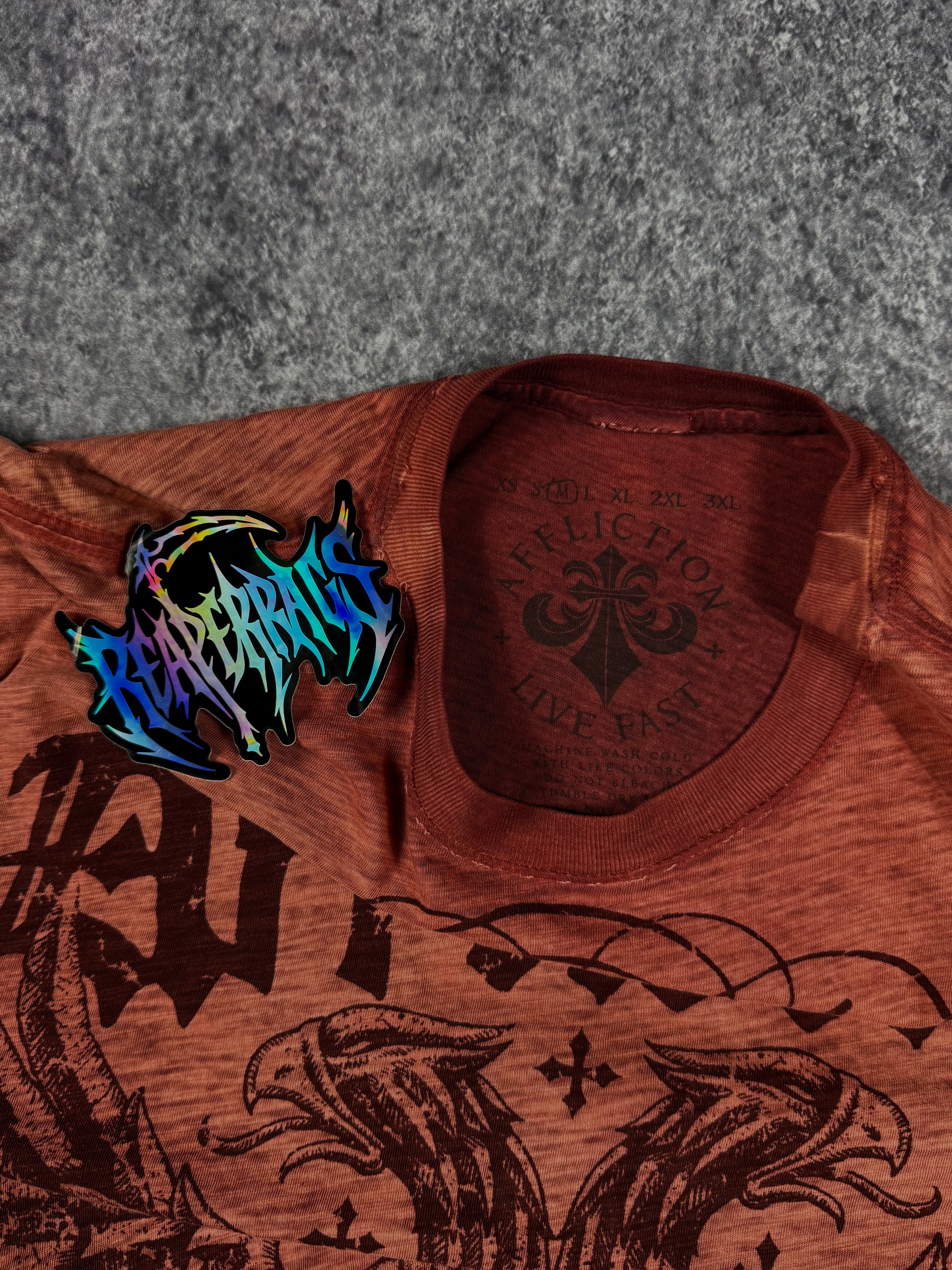 2000s affliction shirt (M)