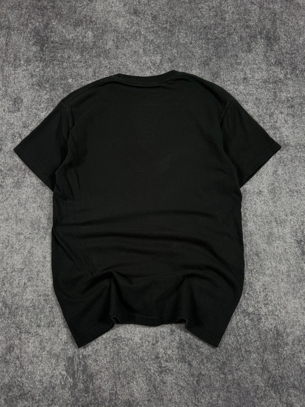 (rare) 2000s carbon shirt (S)