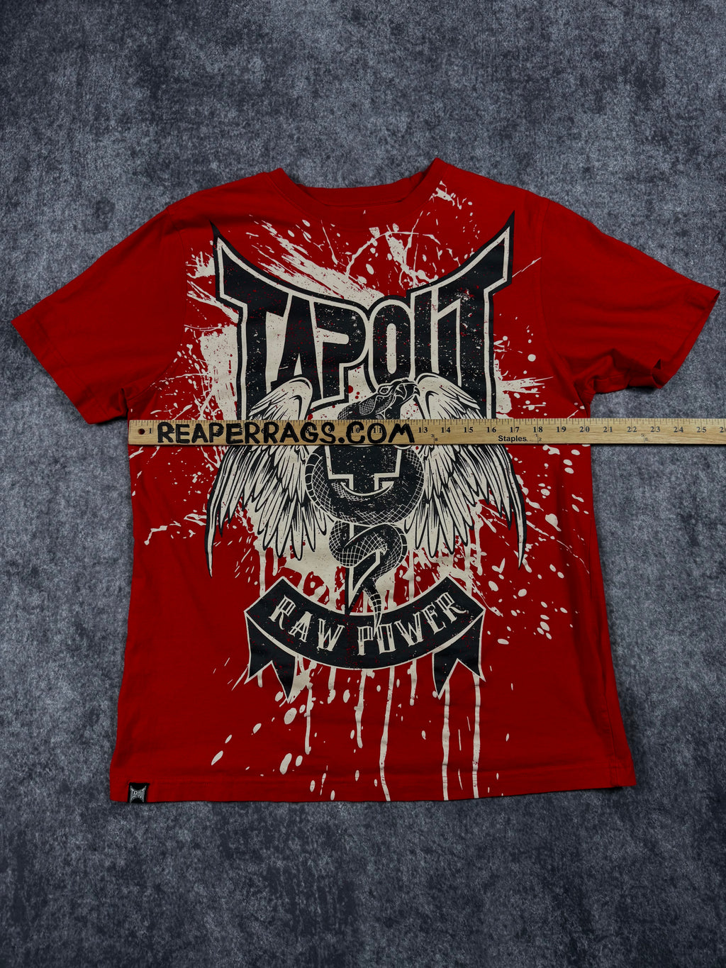 (rare) 2000s tapout shirt (M)
