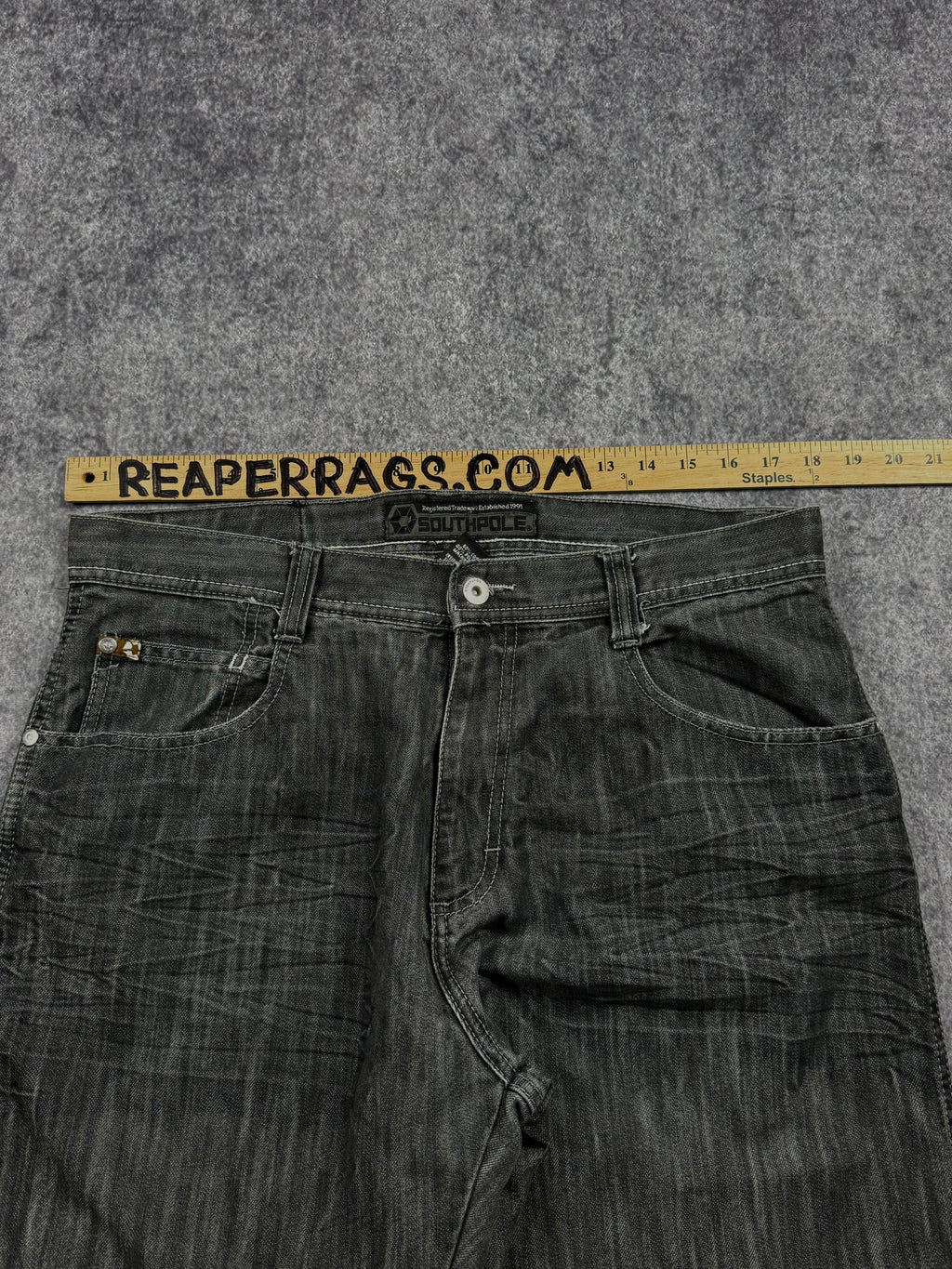 (rare) 2000s southpole brown tab jeans (36x32)