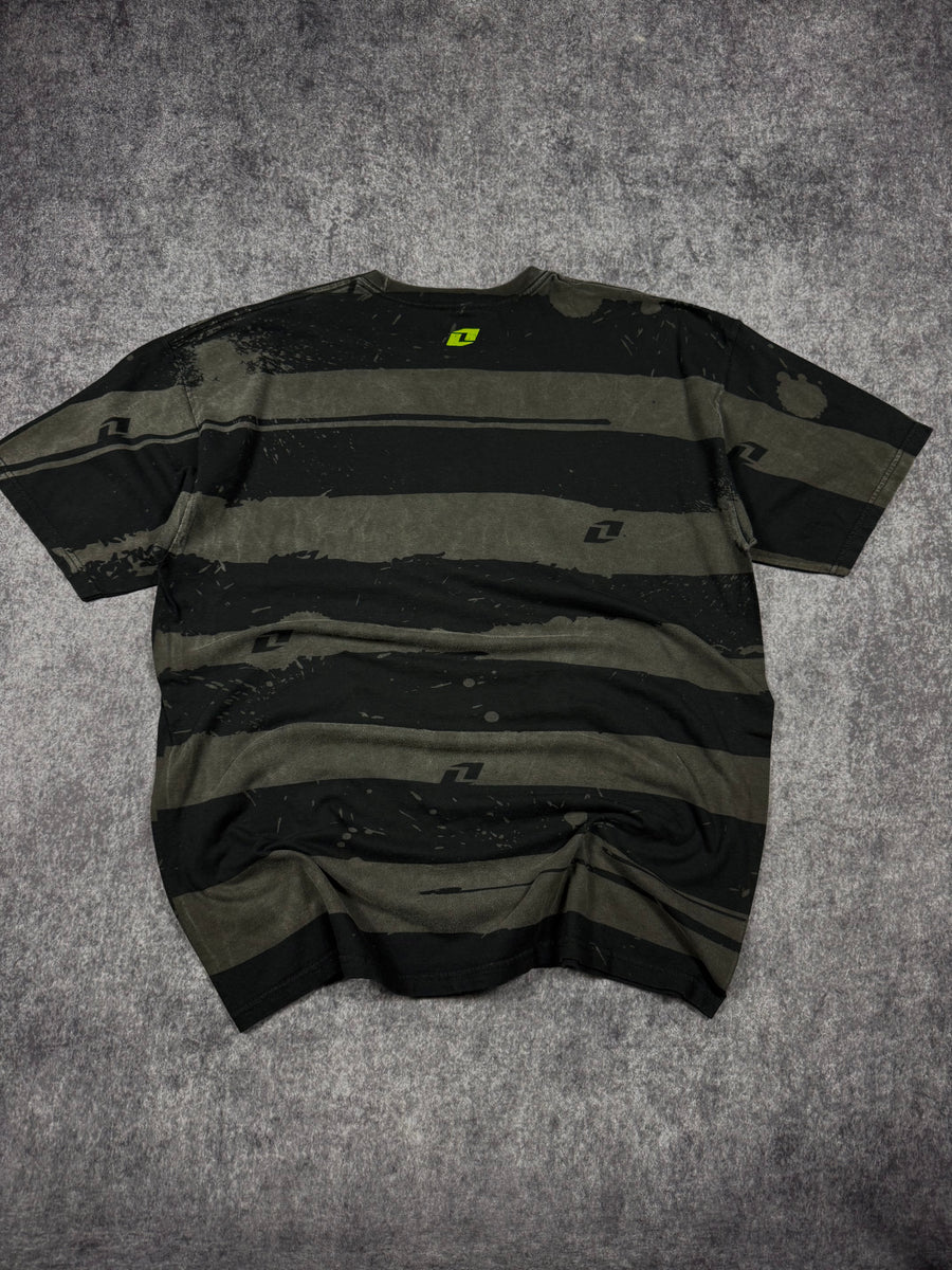 (rare) 2000s monster energy shirt (XL)