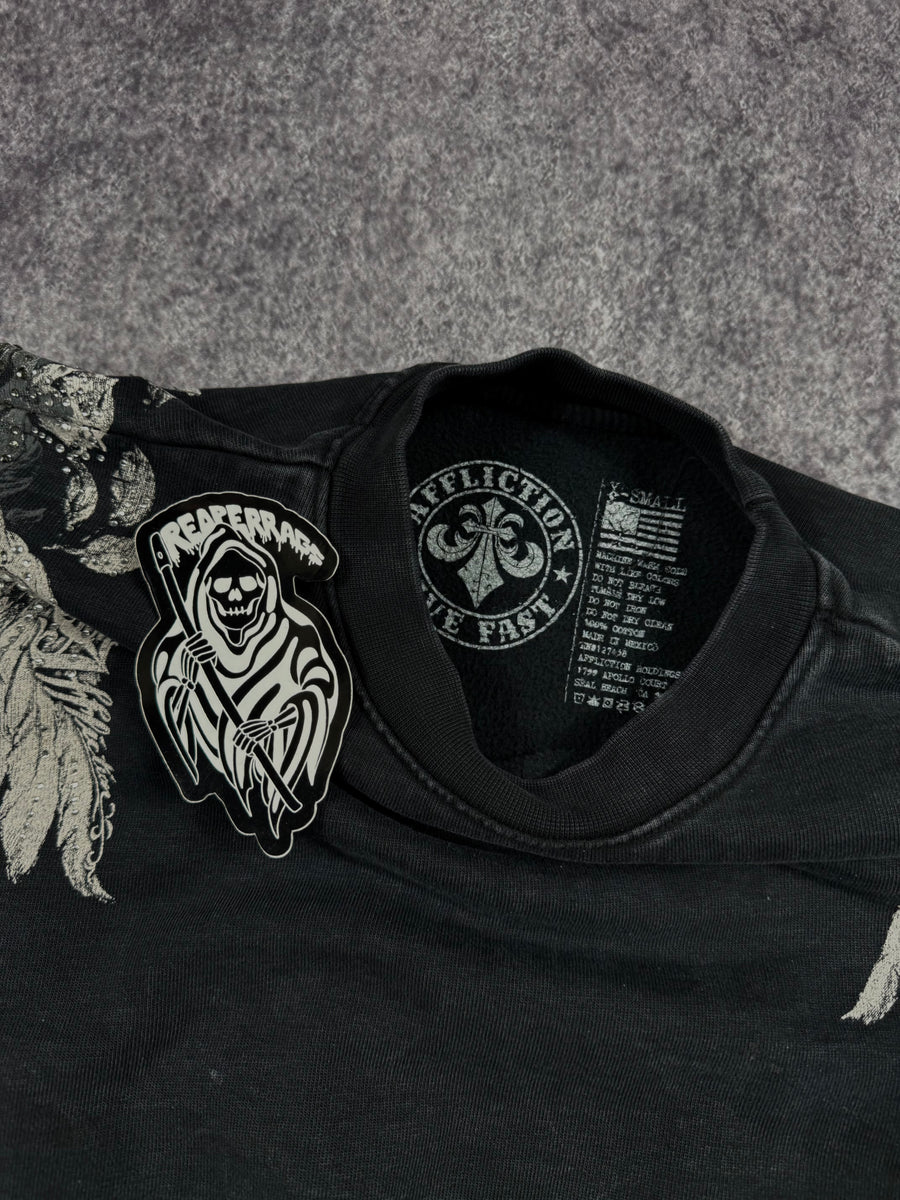 (rare) 2000s affliction rhinestone crewneck (XS)
