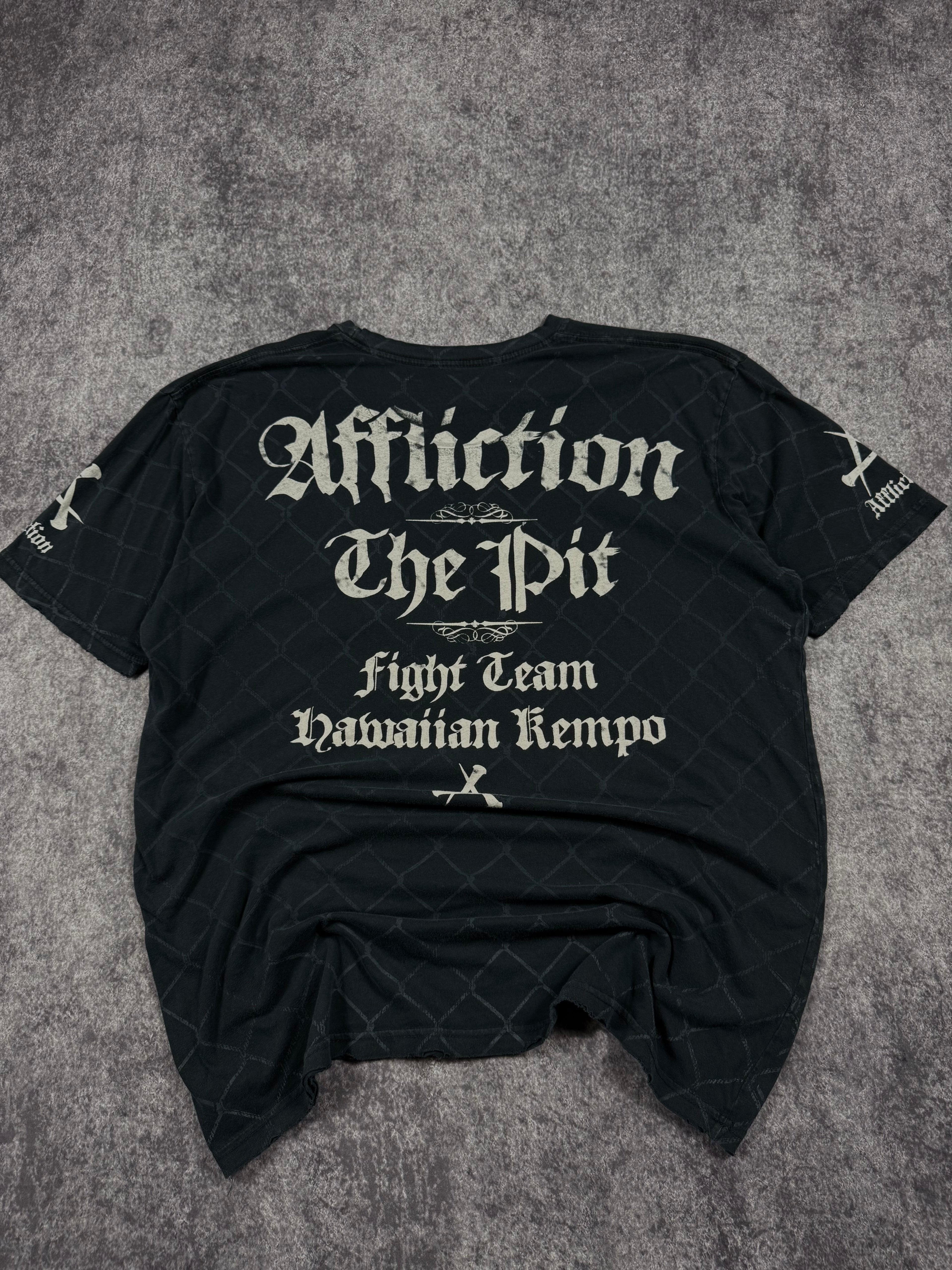 (rare) 2000s affliction x the pit shirt (XXL)