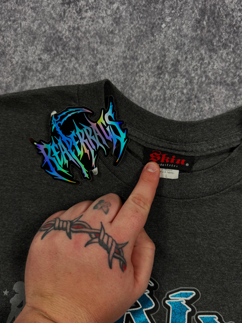 (rare) 2000s skin industries chrome shirt (L)