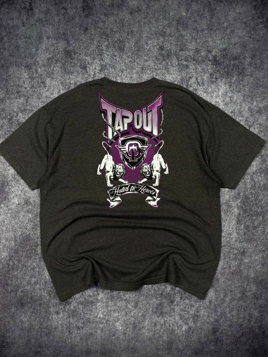 (RARE) 2000s TAPOUT SHIRT (XXL)