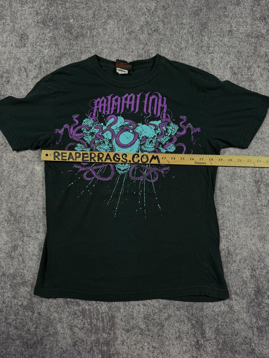 (rare) 2000s miami ink shirt (S)
