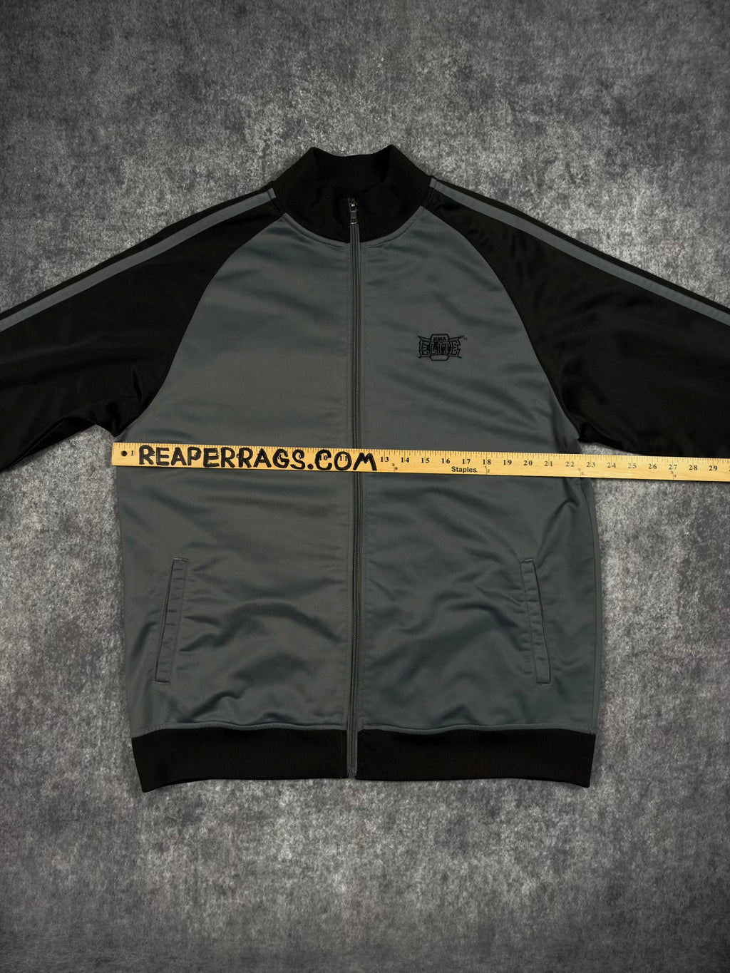(RARE) 2000s MMA ELITE ATHLETIC ZIP UP JACKET (M)