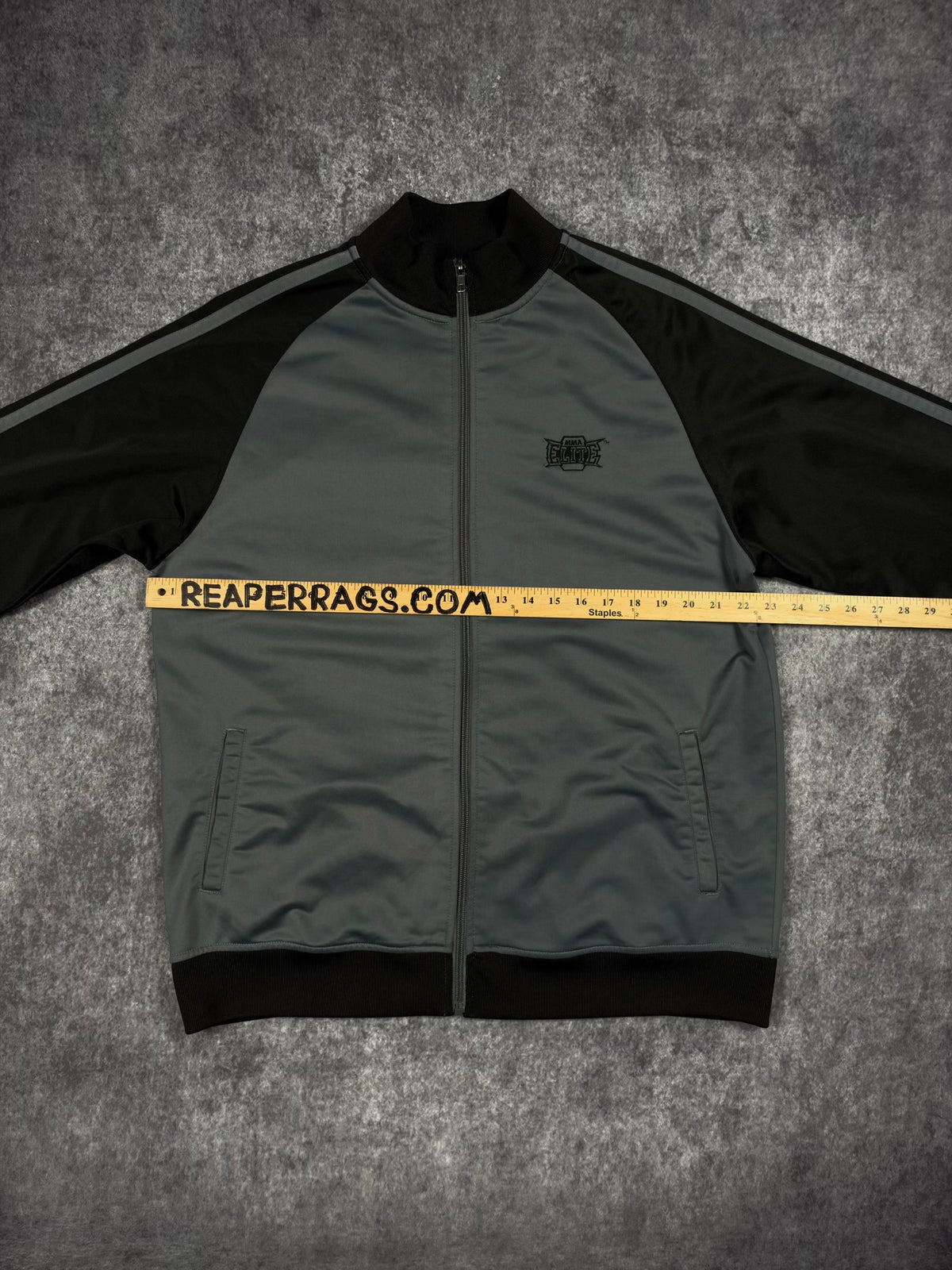 (RARE) 2000s MMA ELITE ATHLETIC ZIP UP JACKET (M)