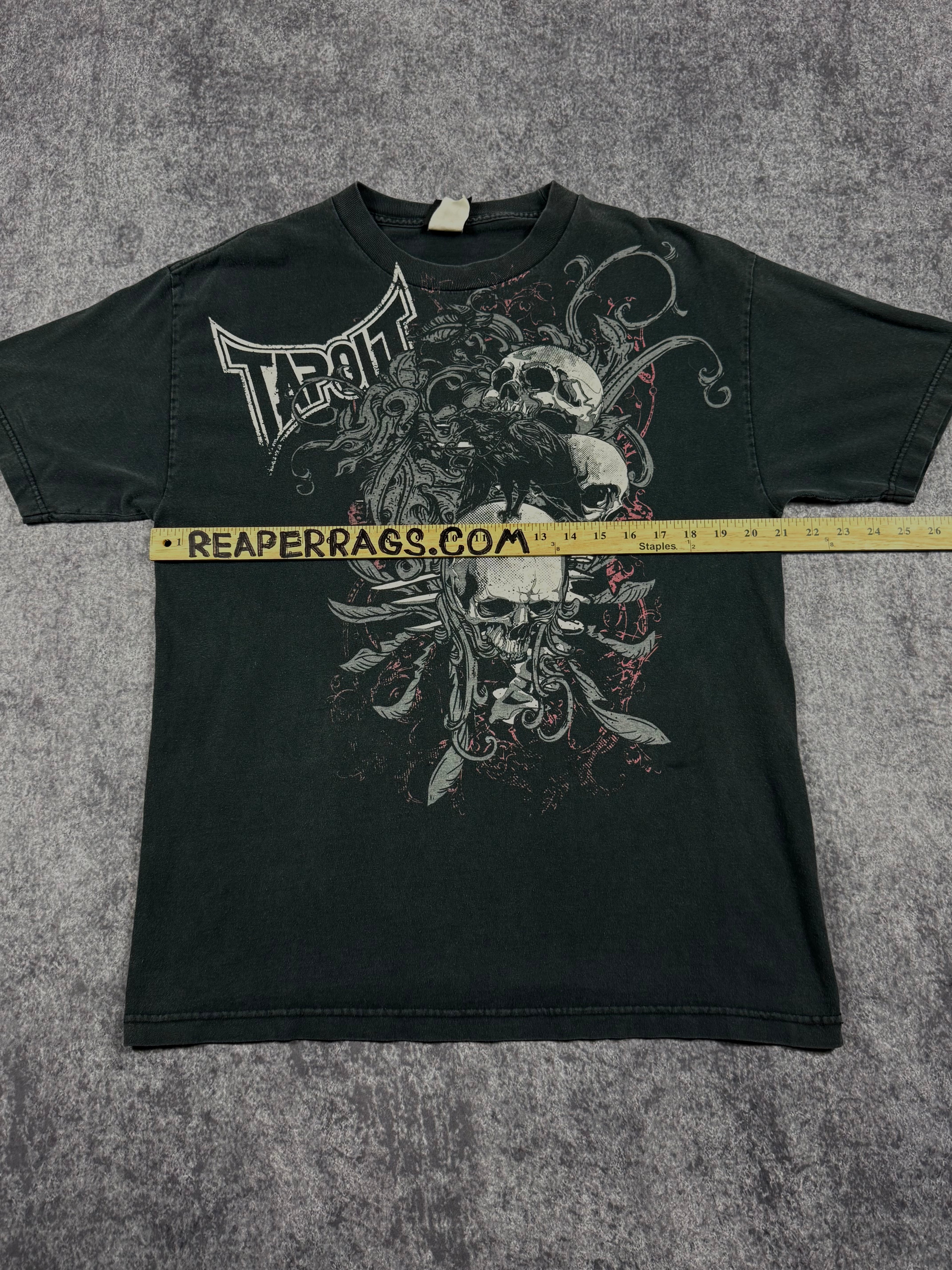 (rare) 2000s tapout shirt (L)