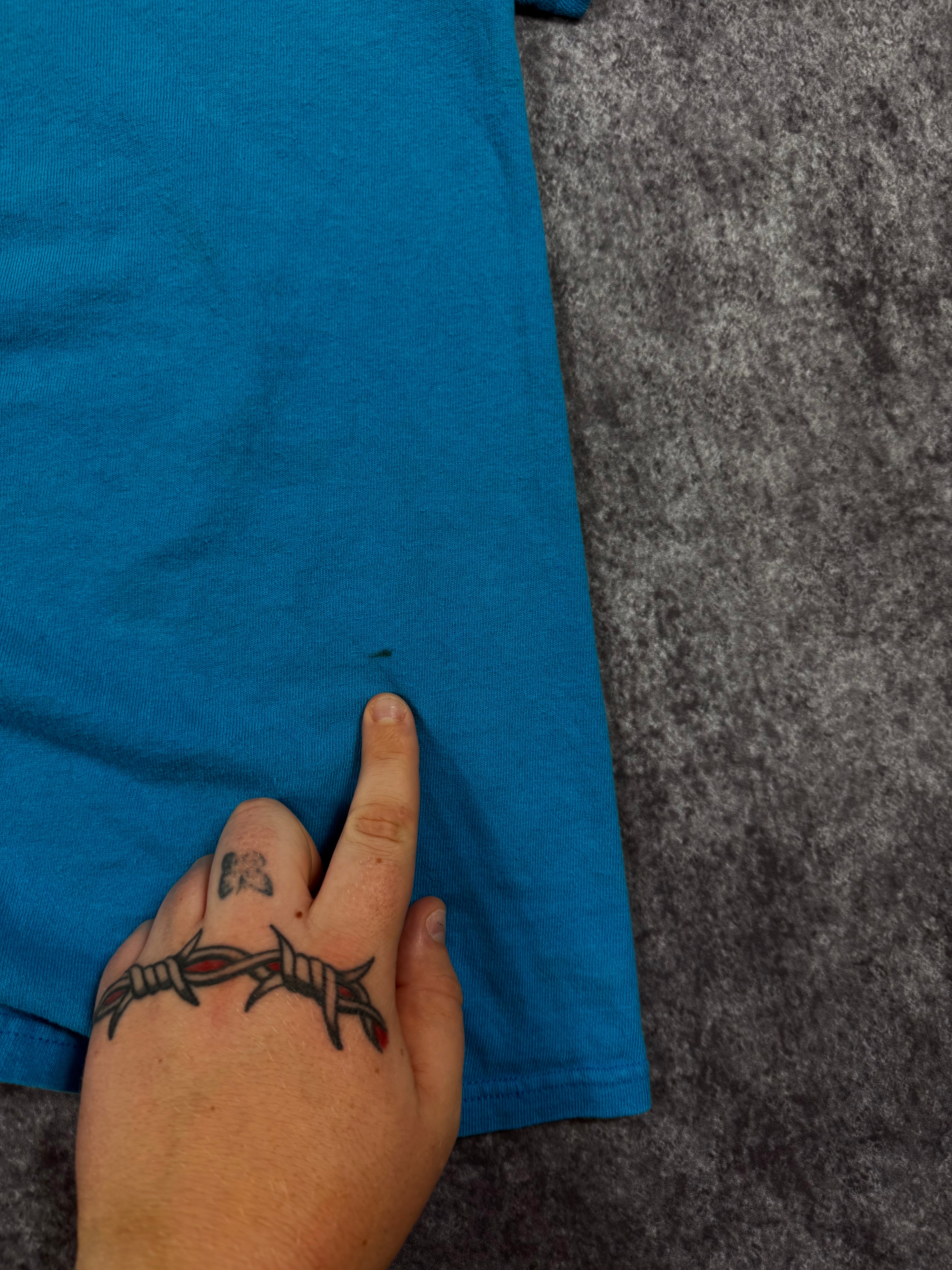(rare) 2000s tapout shirt (L)