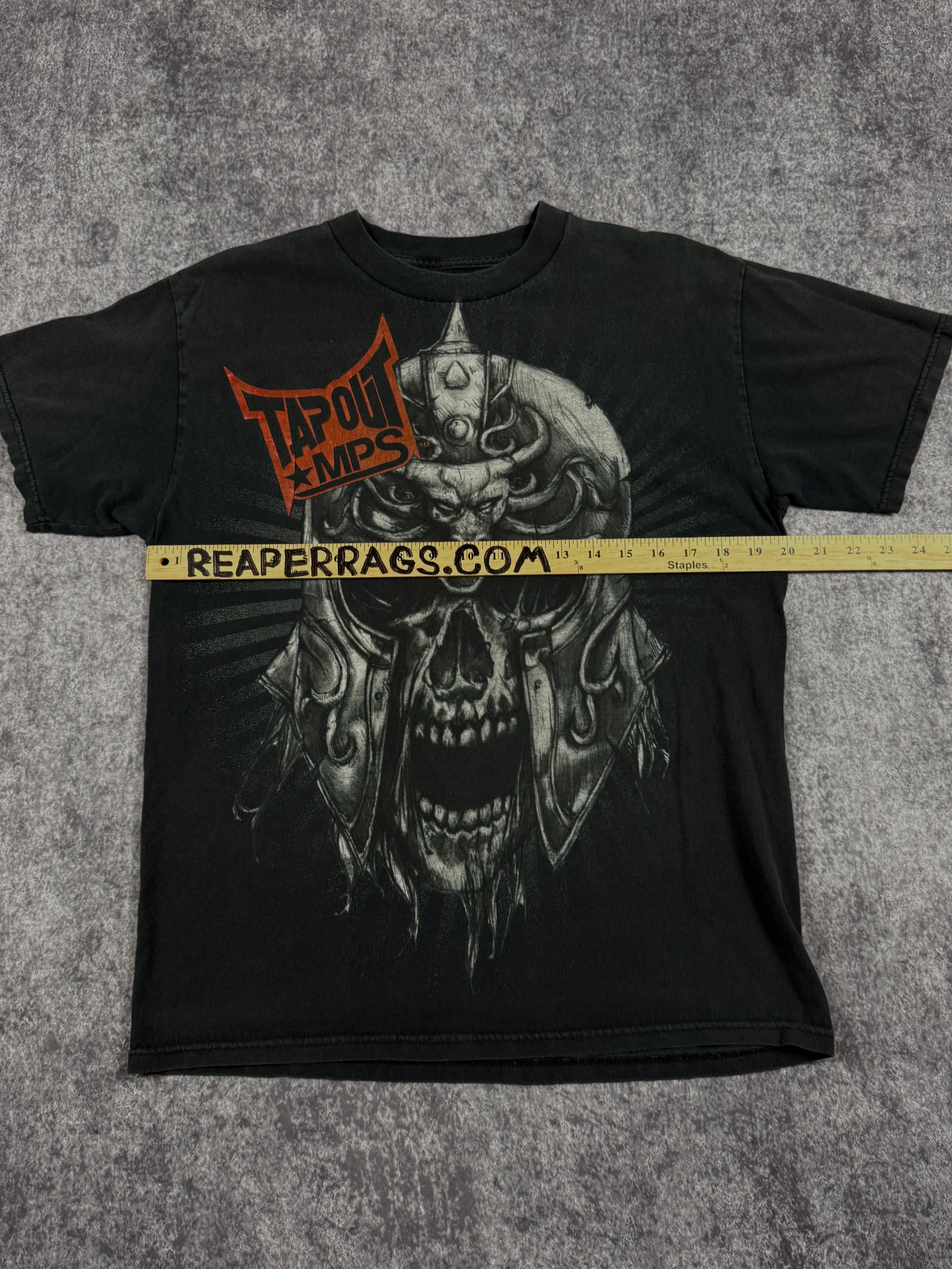(rare) 2000s tapout shirt (M)