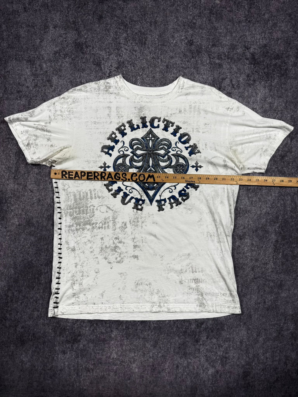 (RARE) 2000S AFFLICTION SHIRT (XL)
