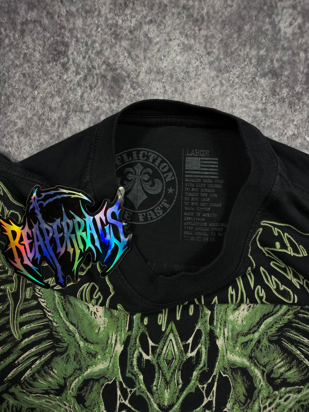 (RARE) 2000S AFFLICTION SHIRT (M)