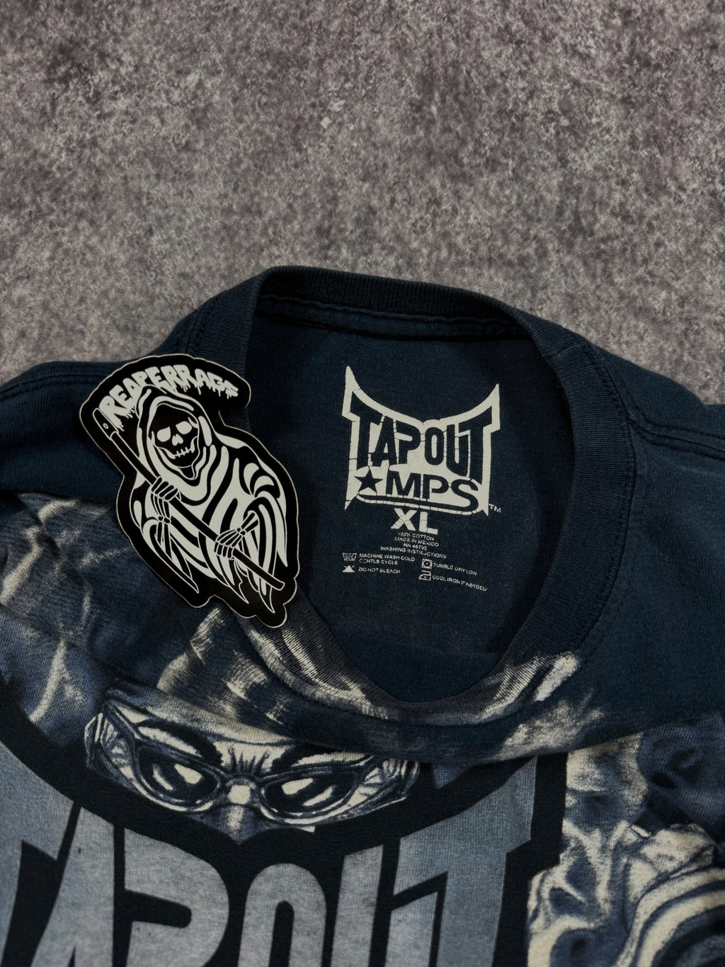(rare) 2000s tapout shirt (XL)