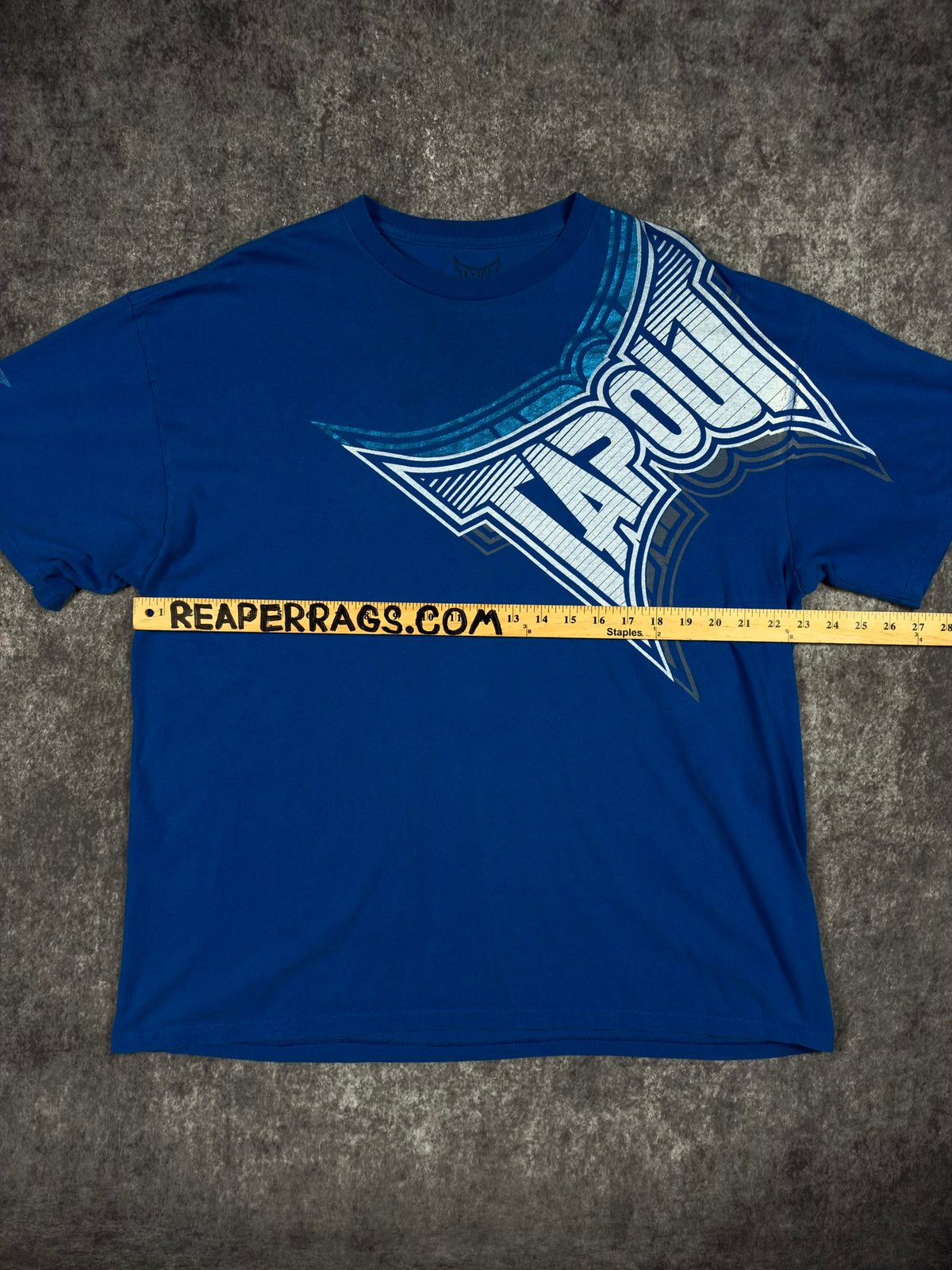 (RARE) 2000s CHROME TAPOUT SHIRT (XL)