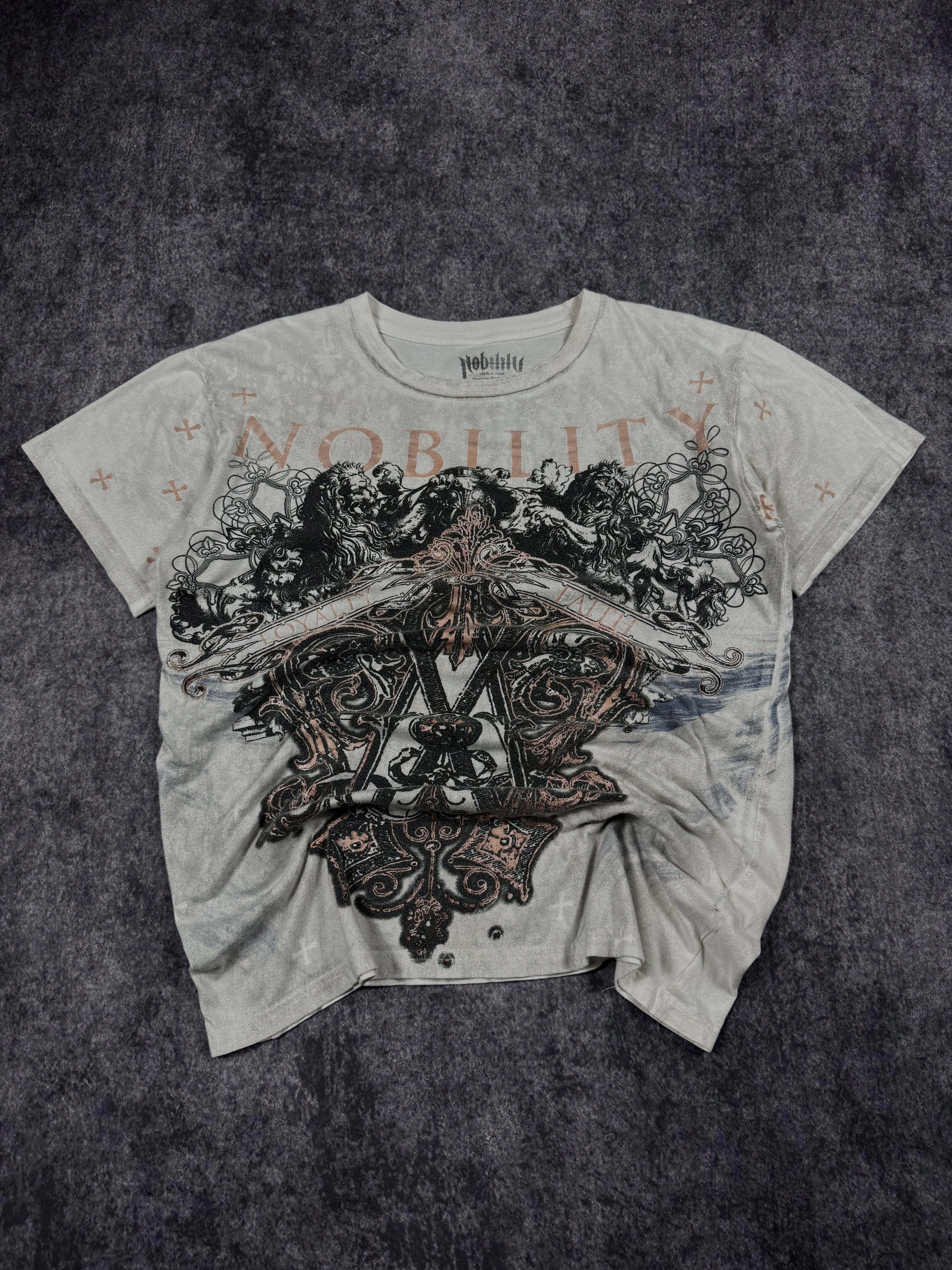 (rare) 2000s nobility shirt (L)