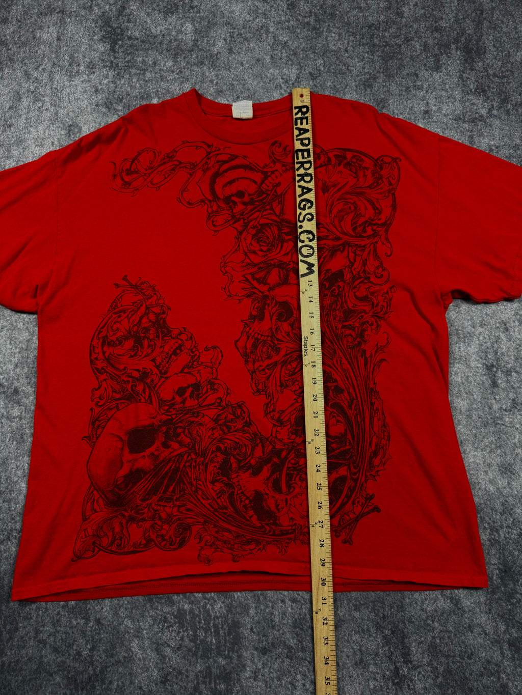 2000s skull shirt (XXL)