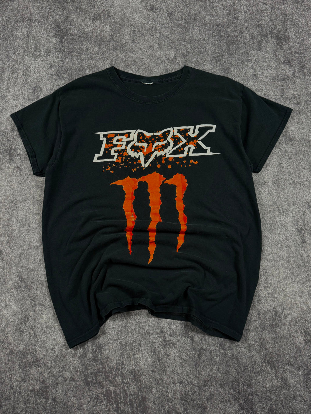 (rare) 2000s monster energy x fox racing shirt (L)