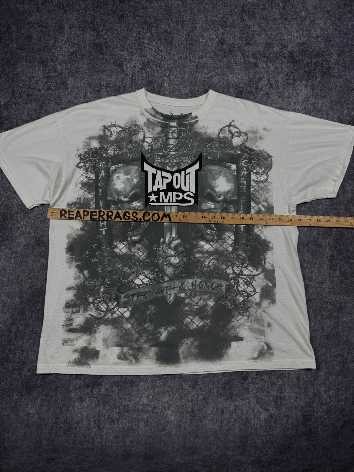 (rare) 2000s tapout shirt (XXL)