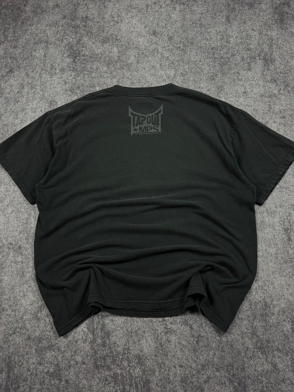 (rare) 2000s tapout chrome shirt (XL)