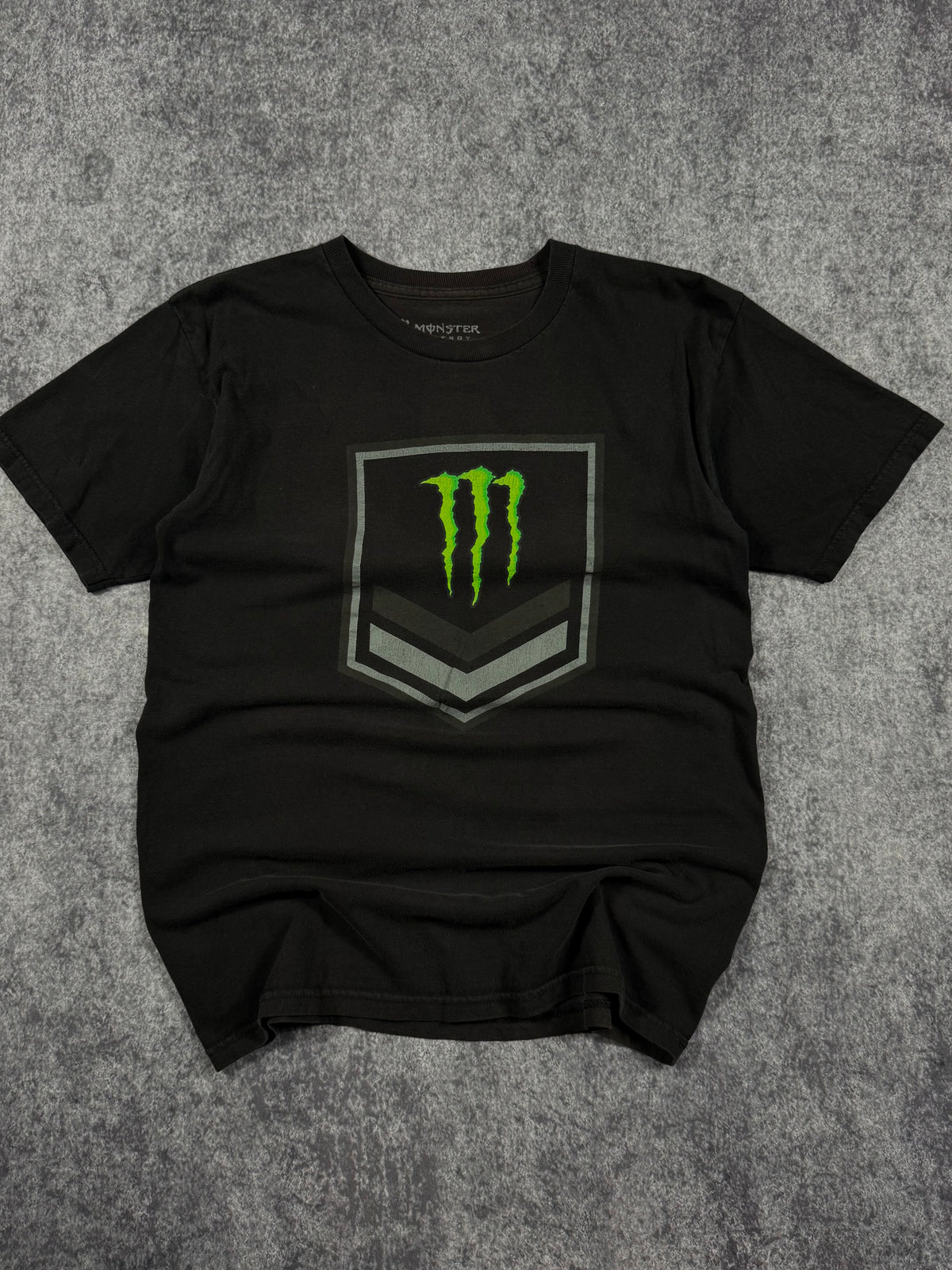 2000s monster energy shirt (S)