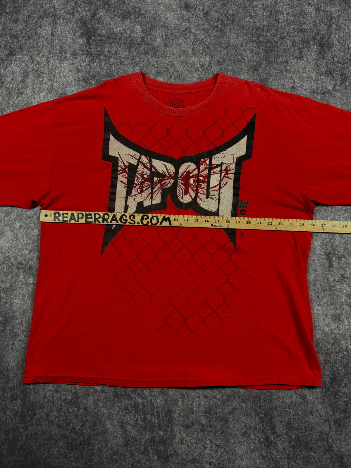(rare) 2000s tapout shirt (XXL)
