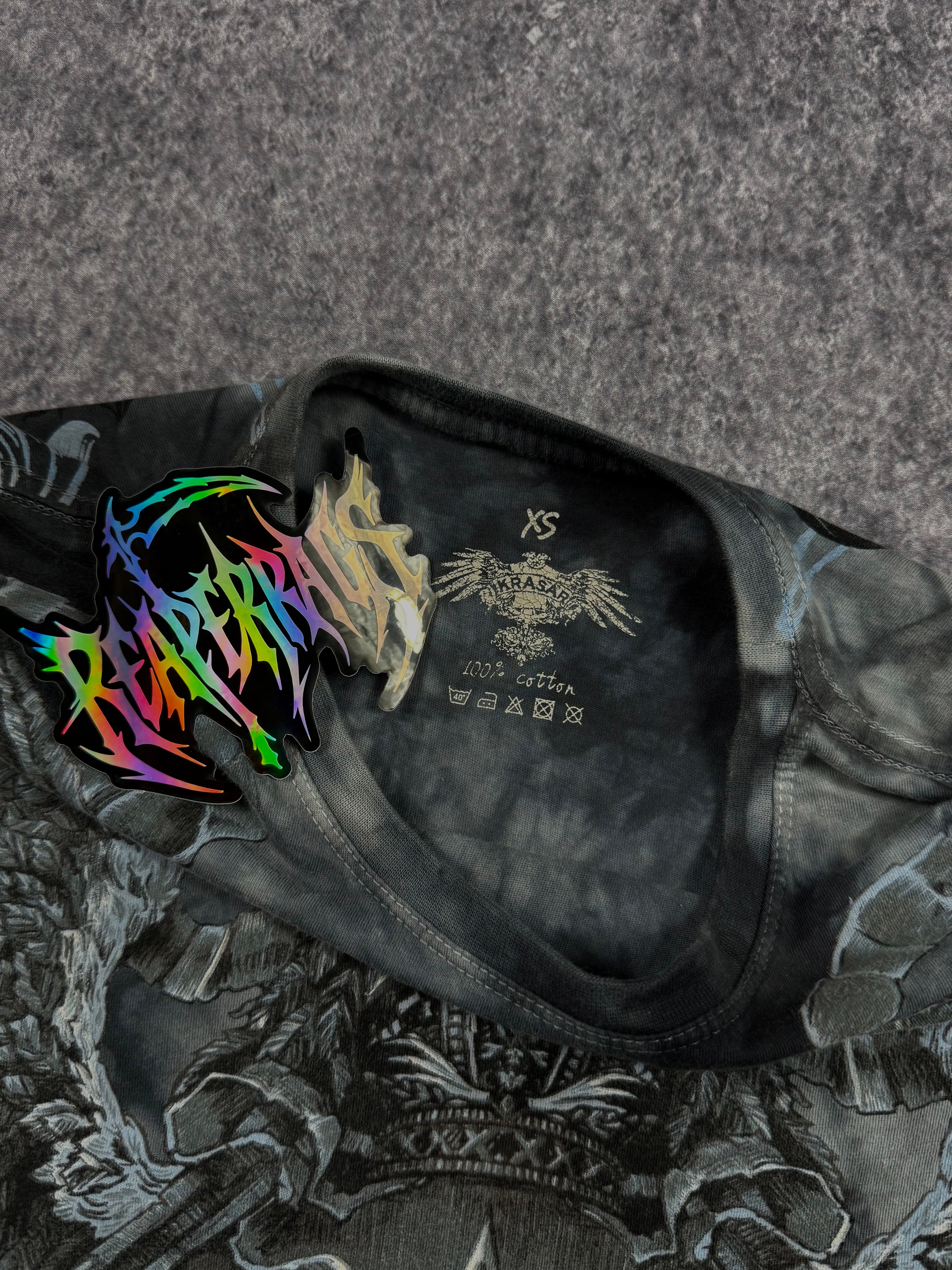 (rare) 2000s krasar shirt (XS)