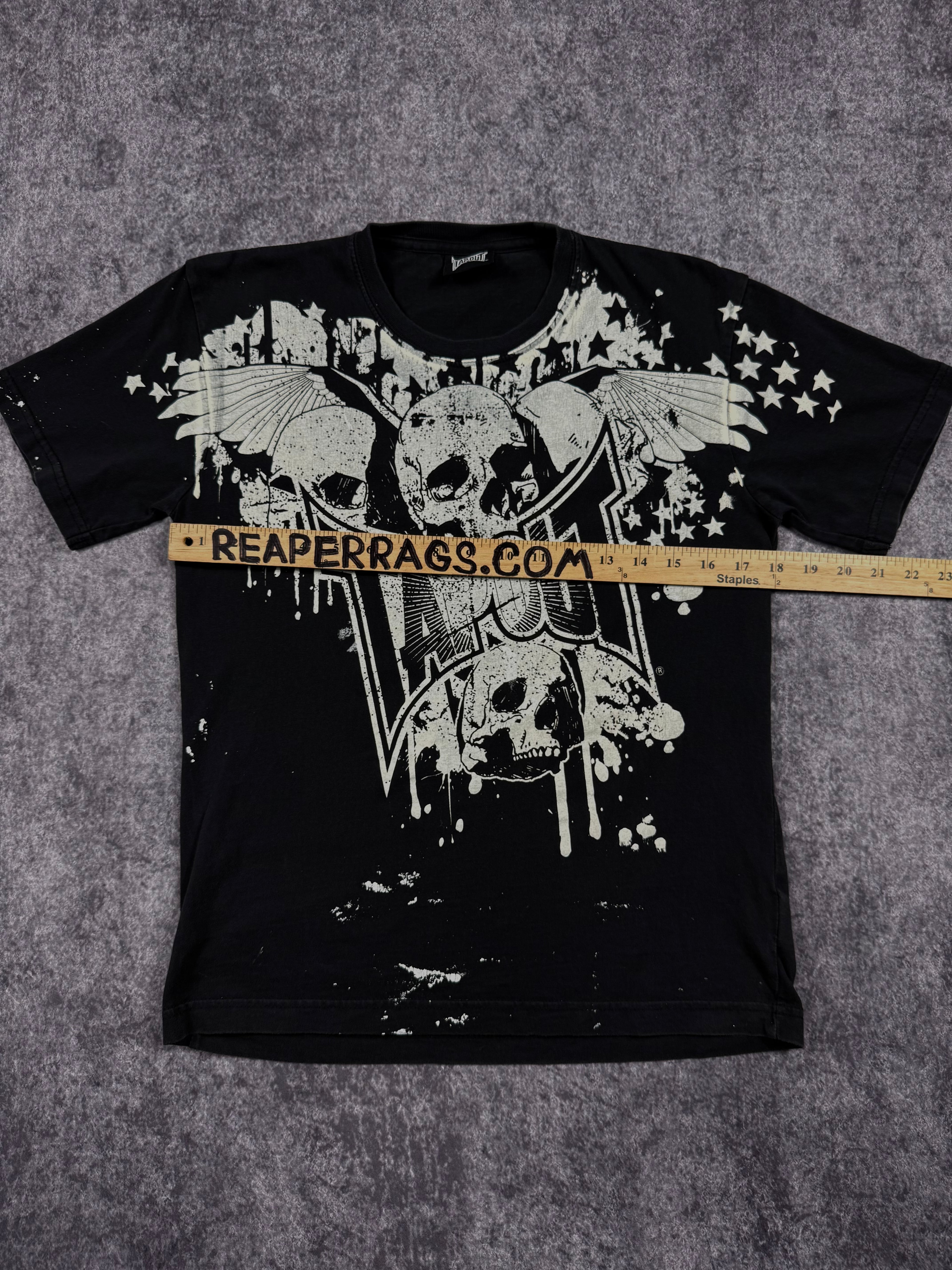 (rare) 2000s tapout shirt (S)