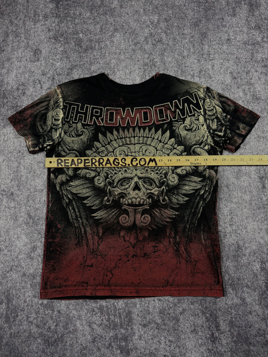 (rare) 2000s throwdown shirt (S)