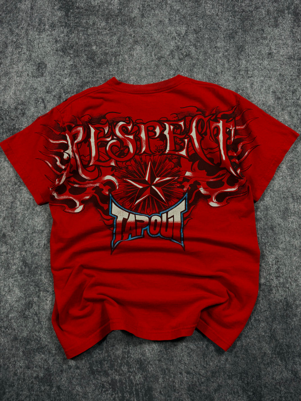 (rare) 2000s tapout shirt (M)