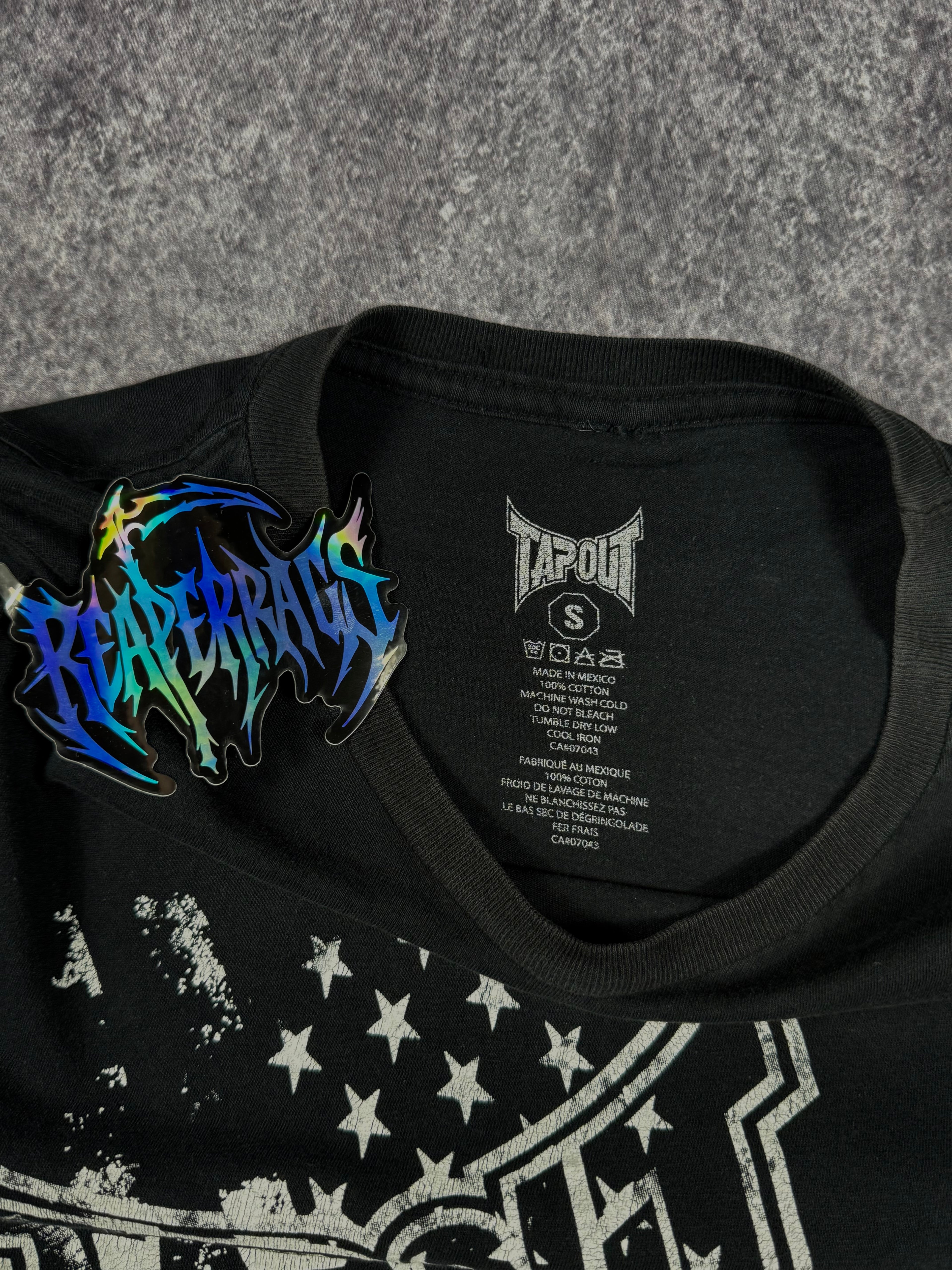 2000s tapout shirt (XS)