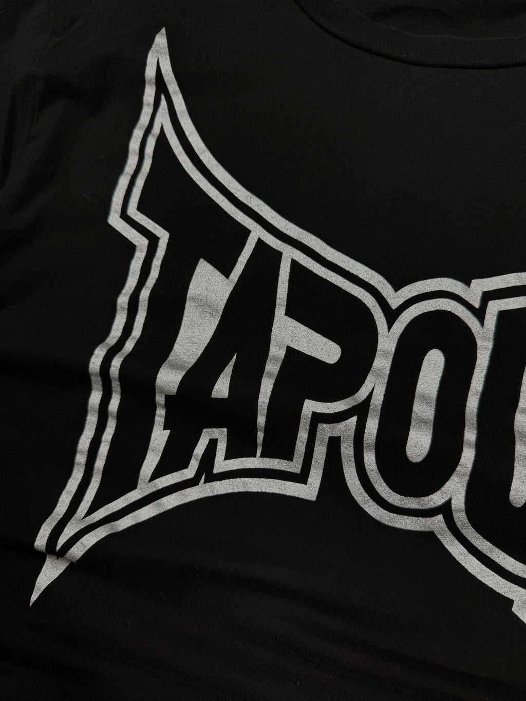 (rare) 2000s tapout chrome shirt (M)