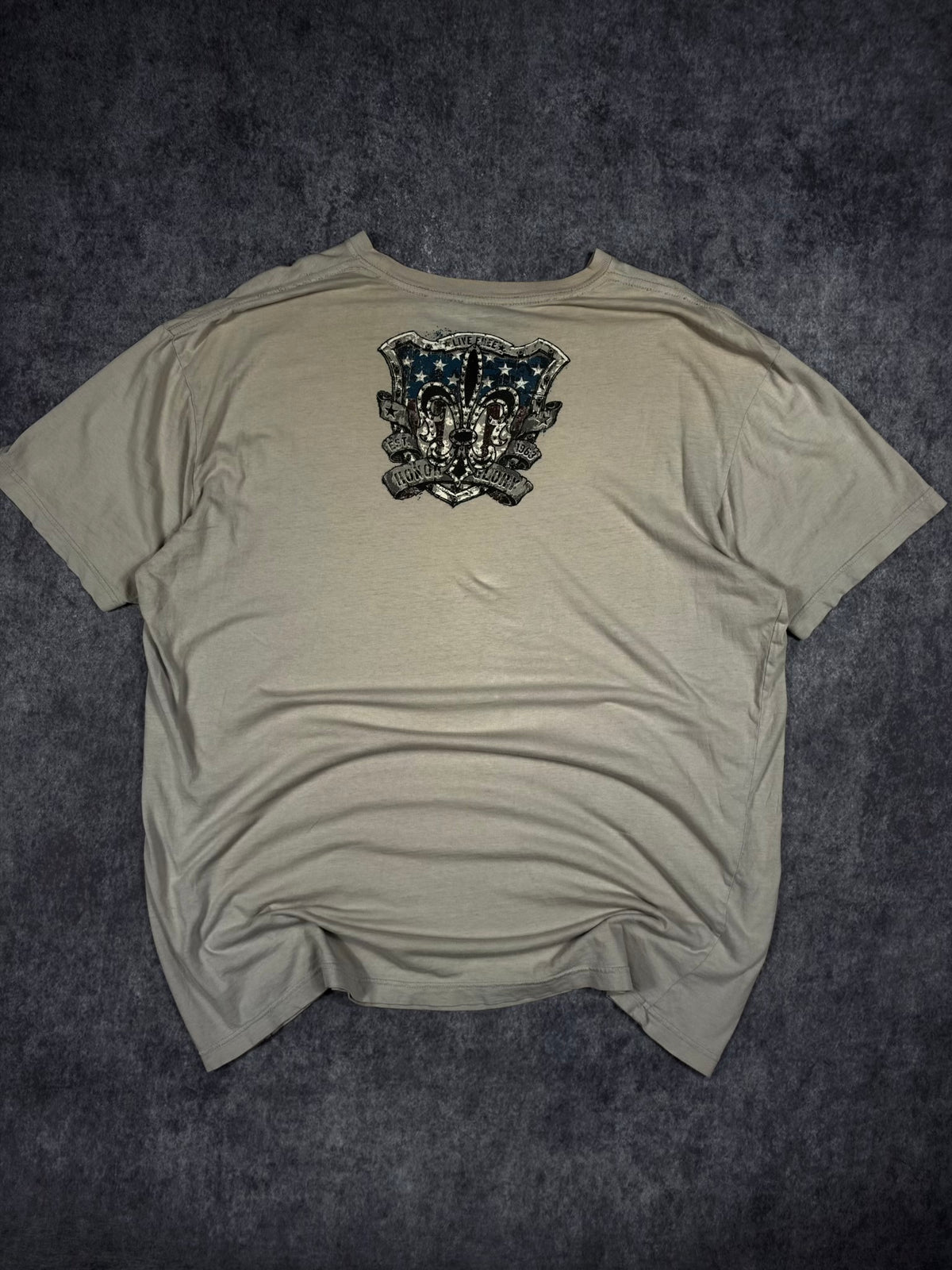 2000s XTREME COUTURE SHIRT (XXL)