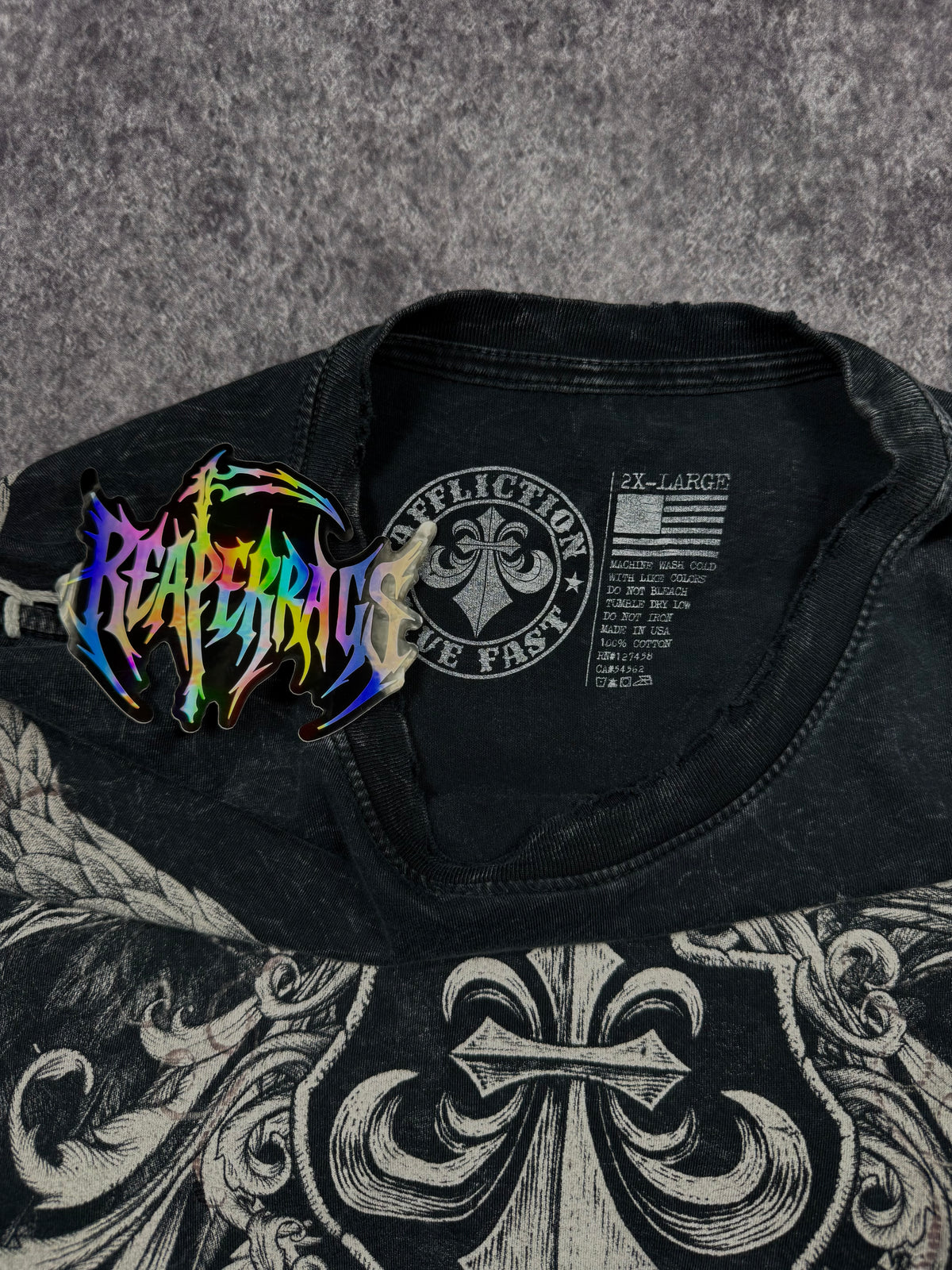 (rare) 2000s affliction shirt (XXL)